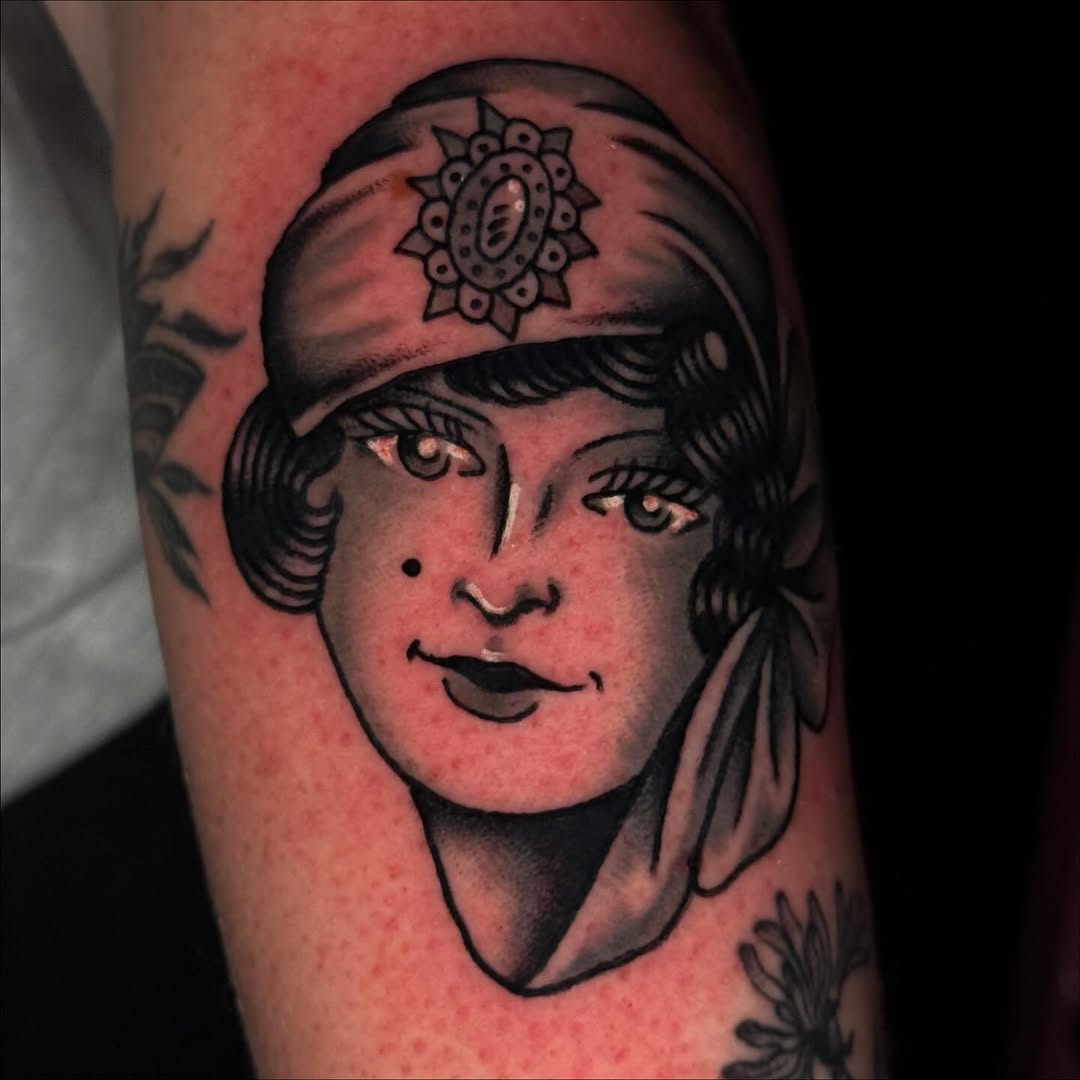 Tattoo by @freezedriedrainbow โ american_traditional, black_and_grey
