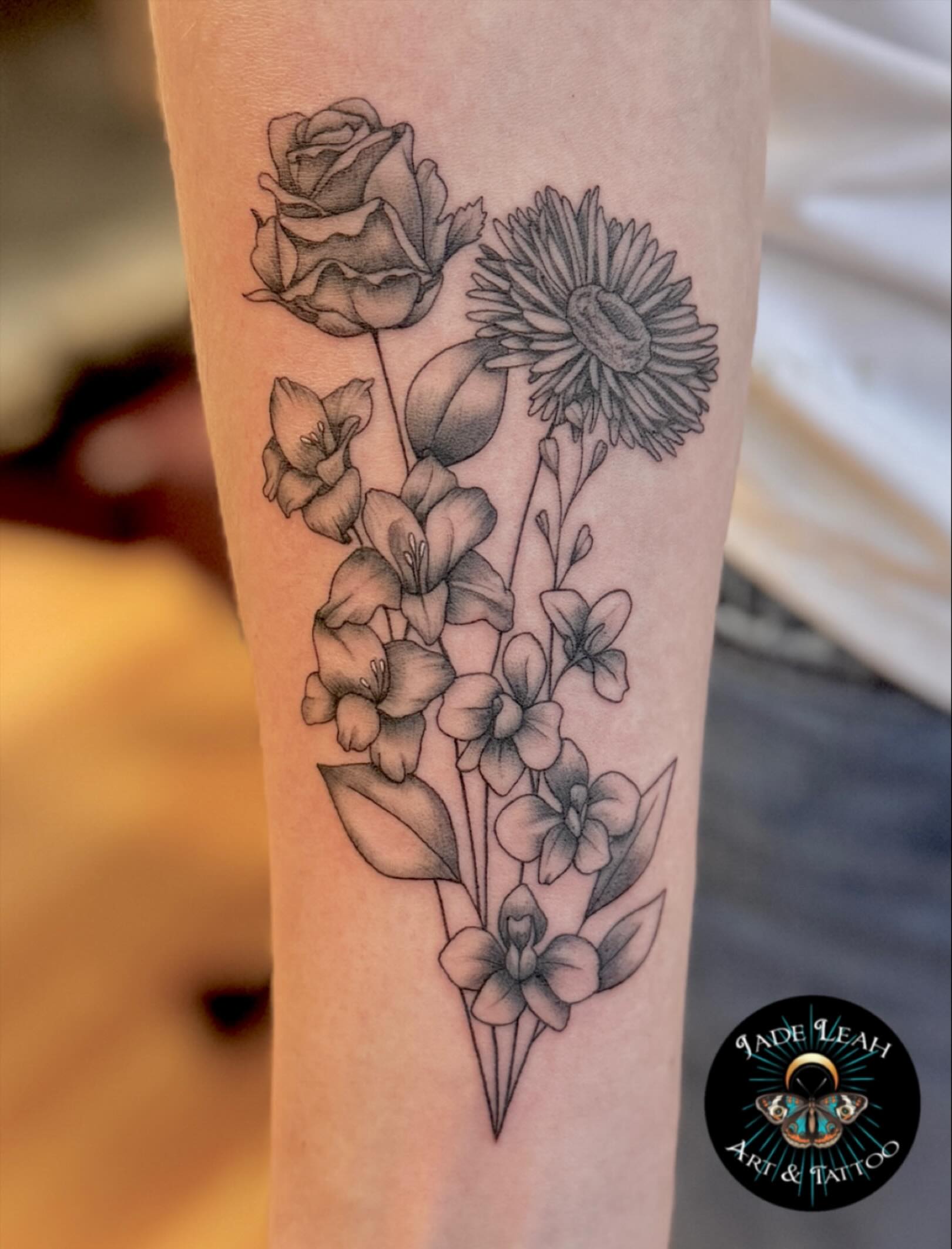 Tattoo by @jadeleah.artandtattoo β black_and_grey