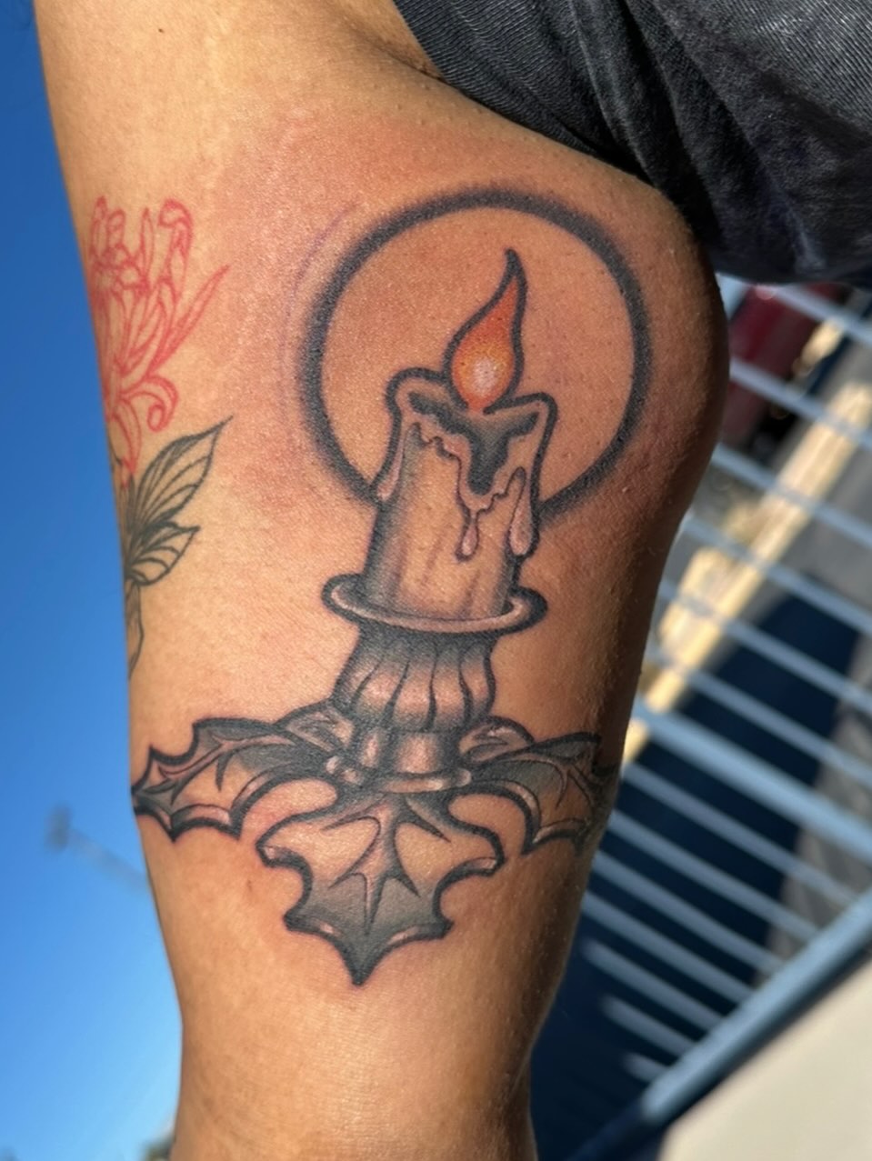 Tattoo by @leslieluck — black_and_grey