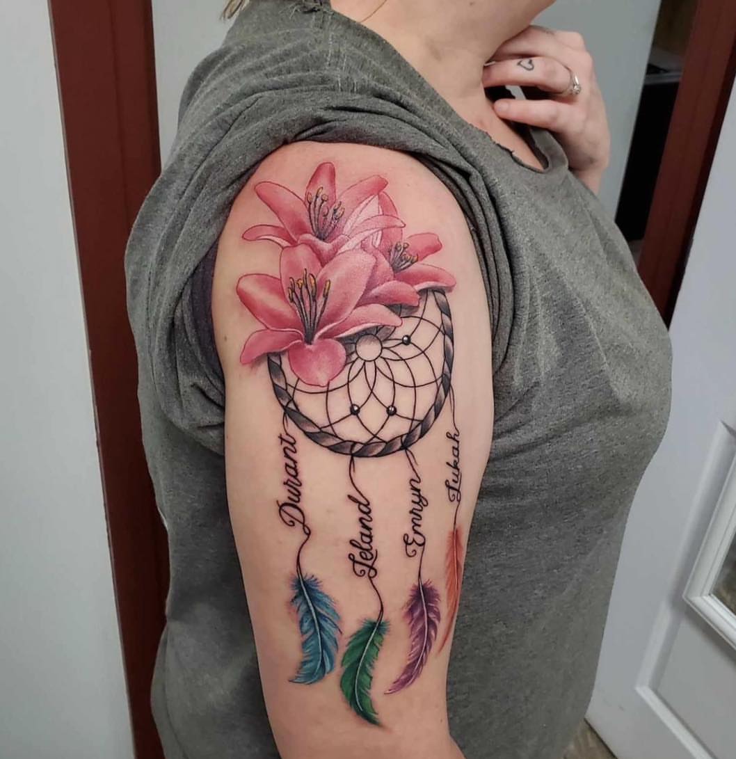 Tattoo by @juliabodyart — dotwork, realism