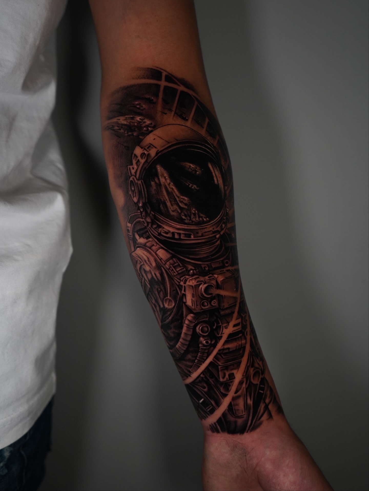 Tattoo by @fa.inkk — realism, black_and_grey