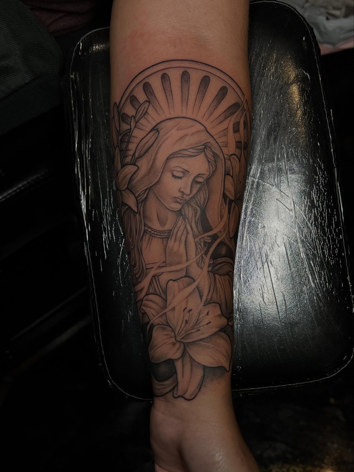Tattoo by @kp_inktattoos_ — realism