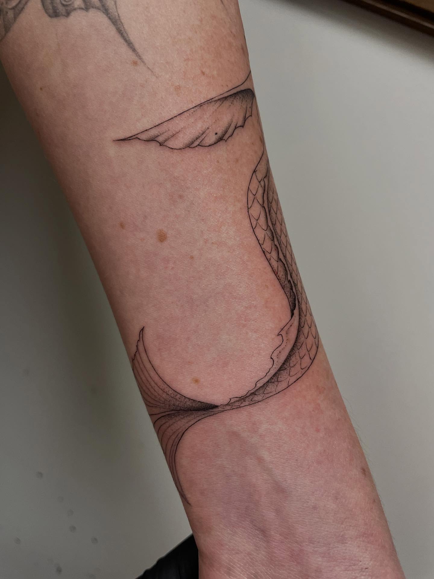Snake black and grey tattoo on the forearm by Marjeline González🌈🌞