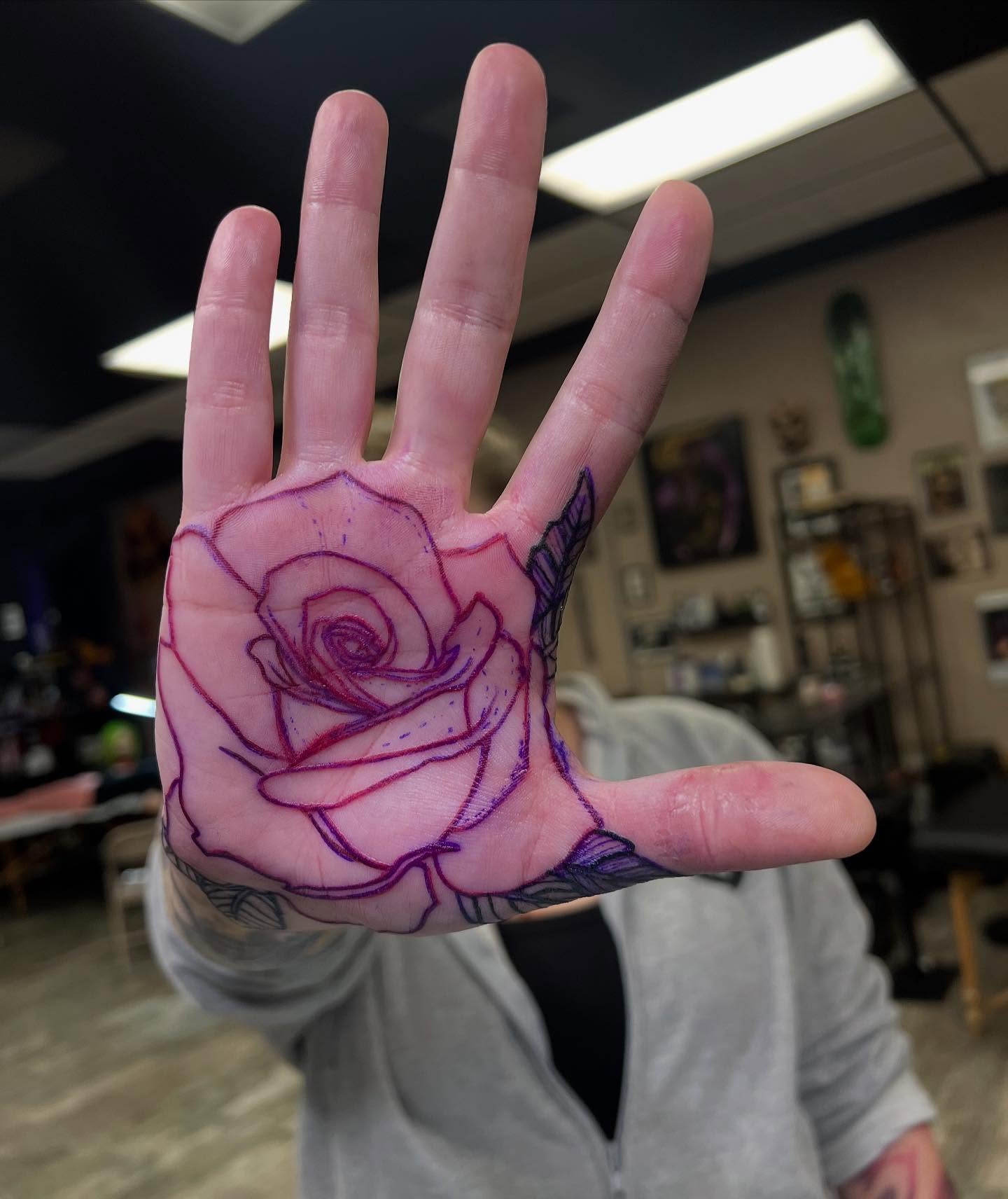 Tattoo by @ryanfukinanderson β fine_line
