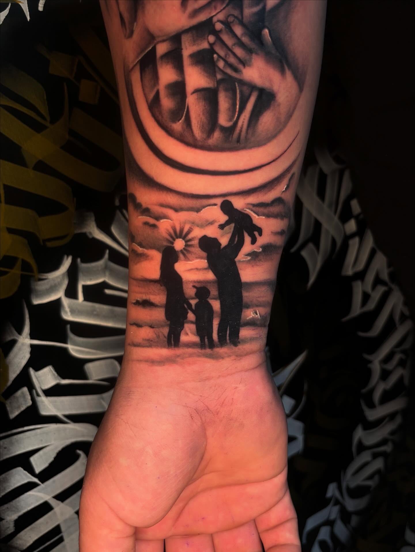 Tattoo by @daero_tattoo — black_and_grey, realism