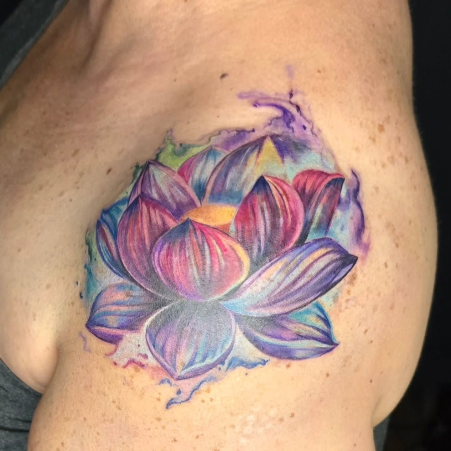 Tattoo by @mac_missa — watercolor
