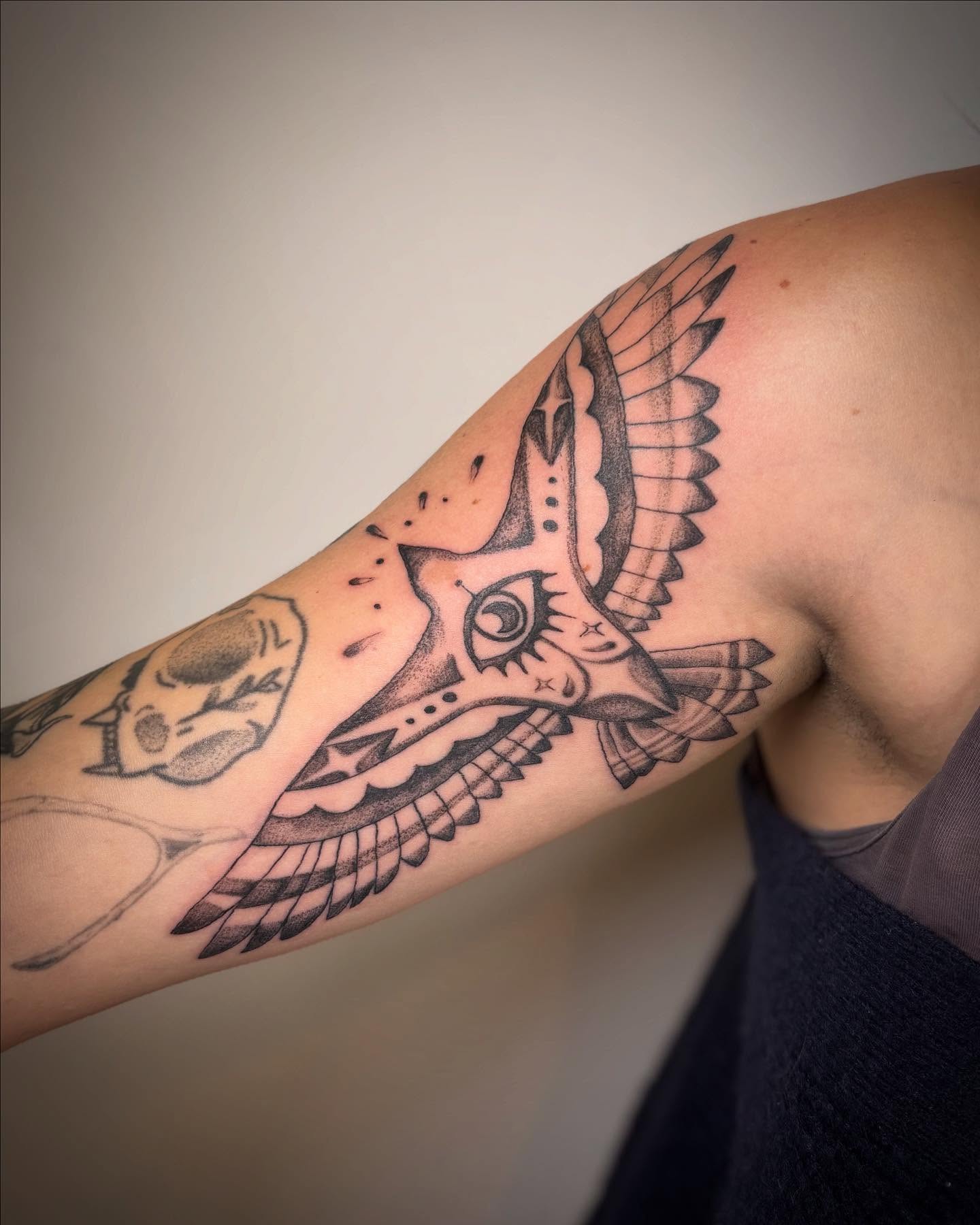 Tattoo by @kelseydzintars — american_traditional, dotwork