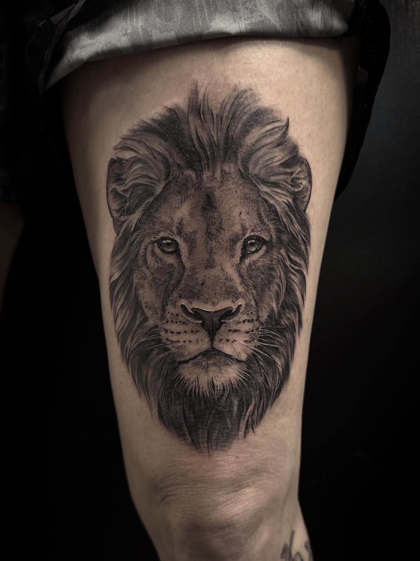 Lion realism tattoo on the thigh by Bethbeforedishonor, Rochester, New York