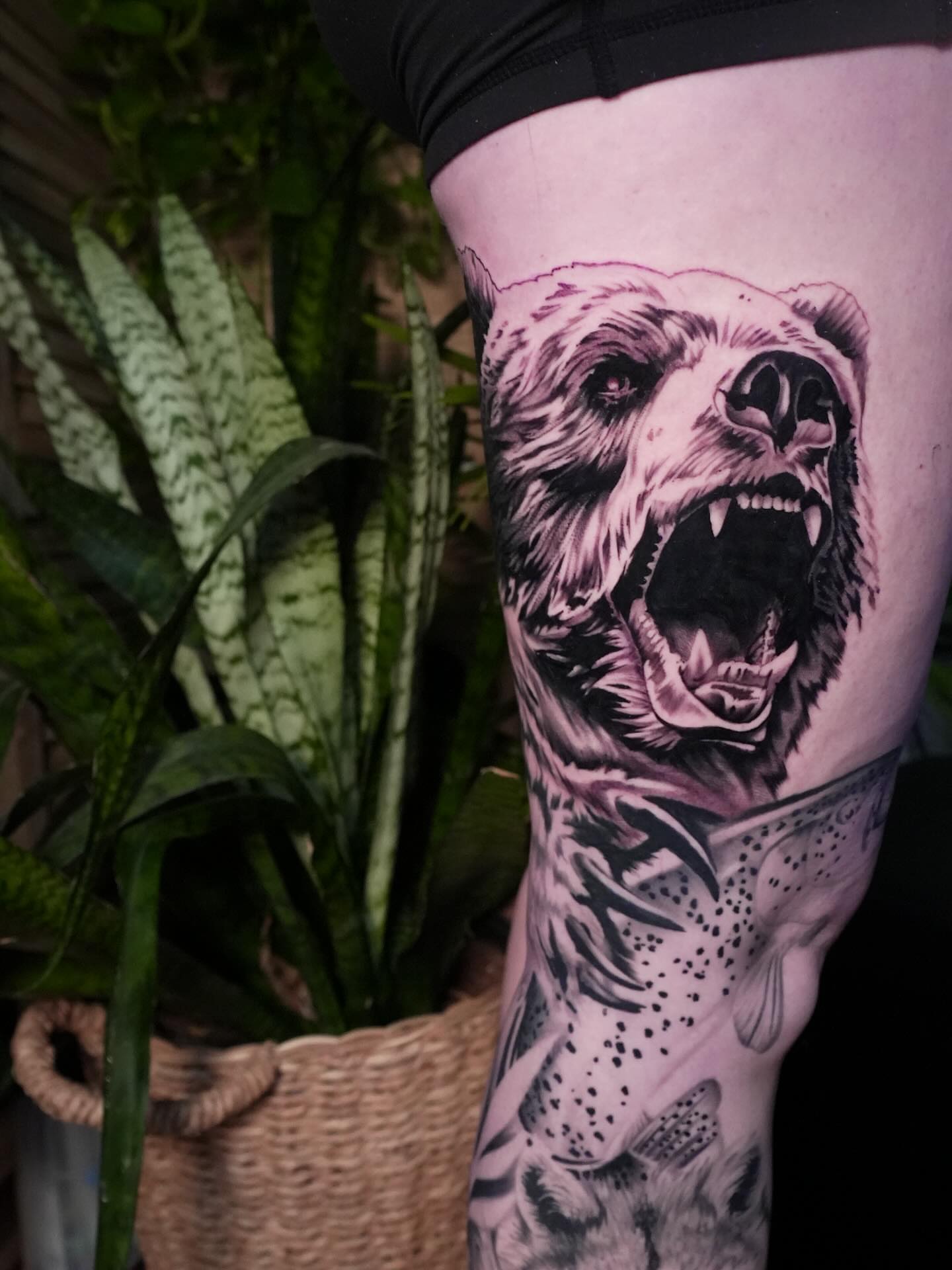 Bear realism tattoo on the thigh by JoeyJazz