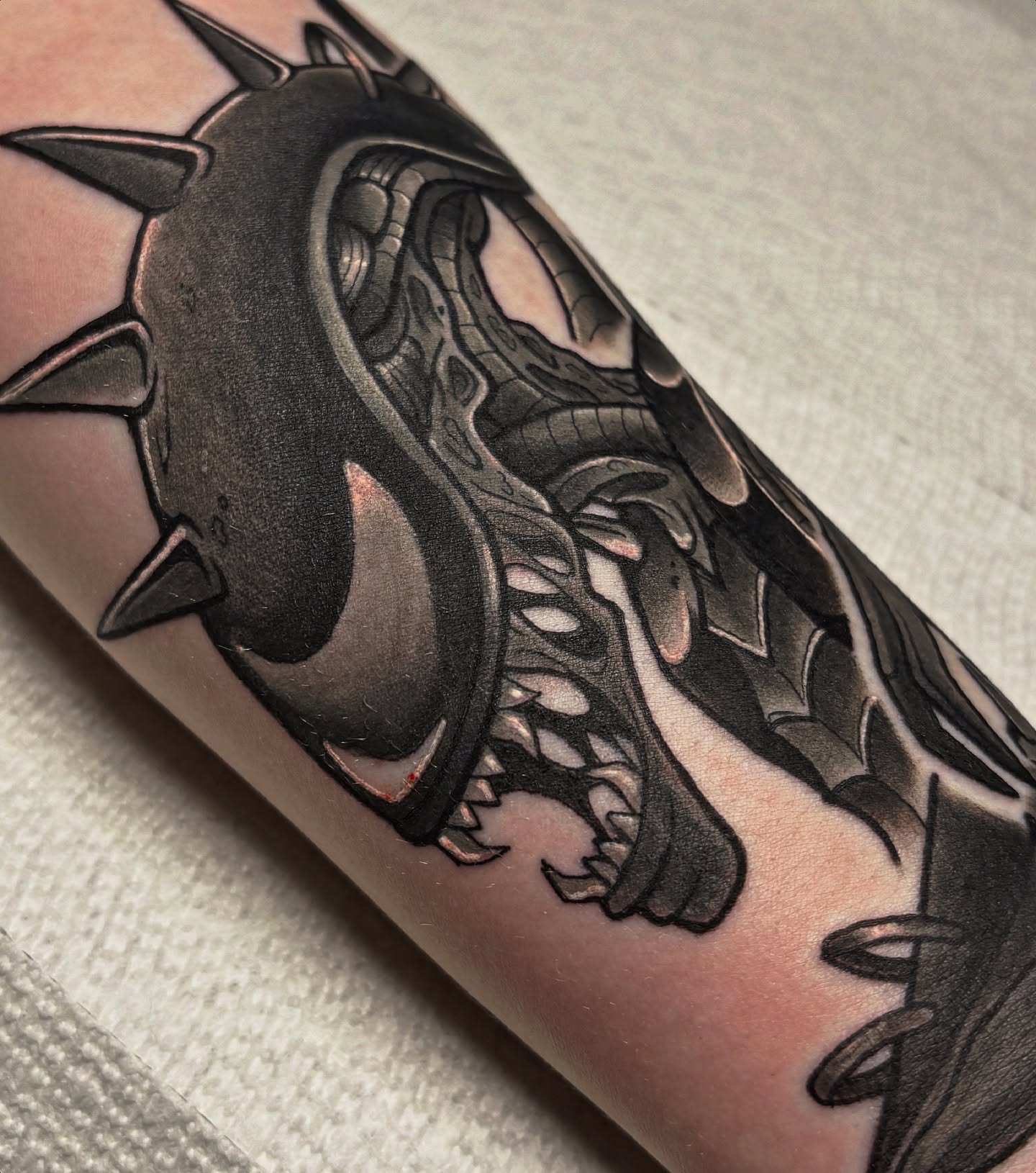 Tattoo by @hhaylayy — black_and_grey