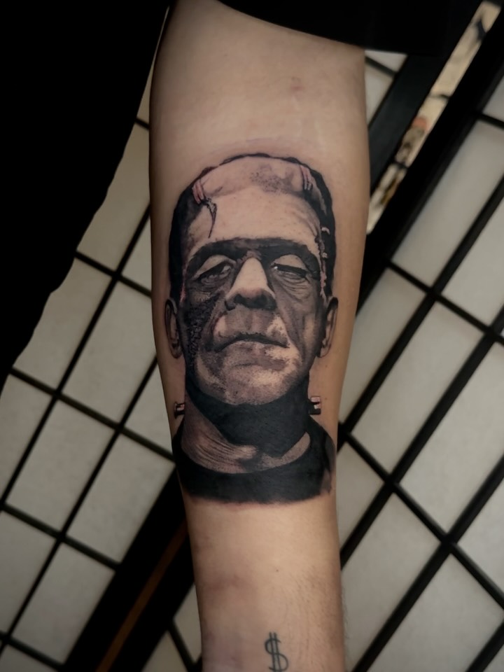 Frankenstein's monster realism tattoo on the forearm by jordyn ๐ญ