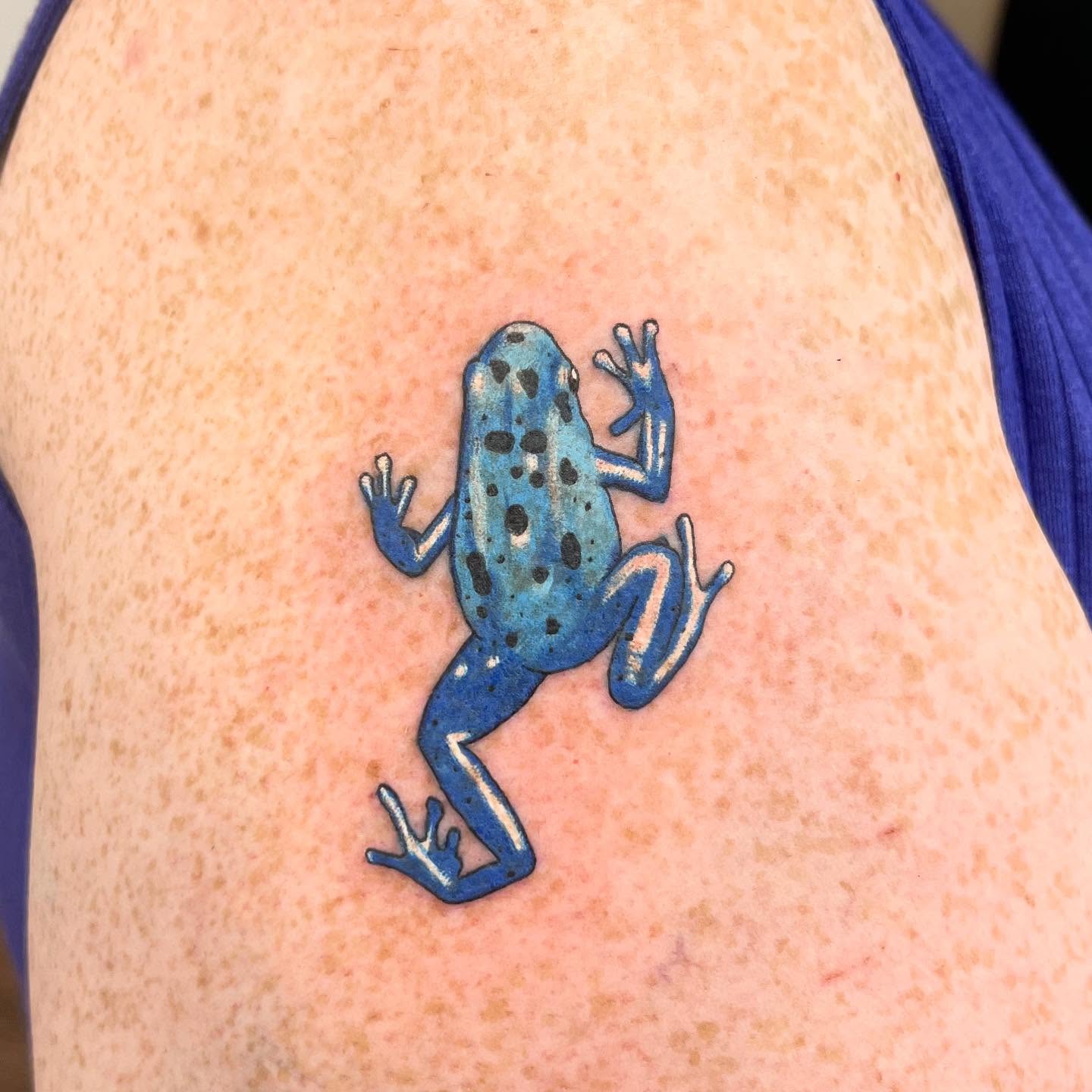 Blue poison dart frog dotwork tattoo on the shoulder by 🍄‍🟫🍄Moth🍄🍄‍🟫