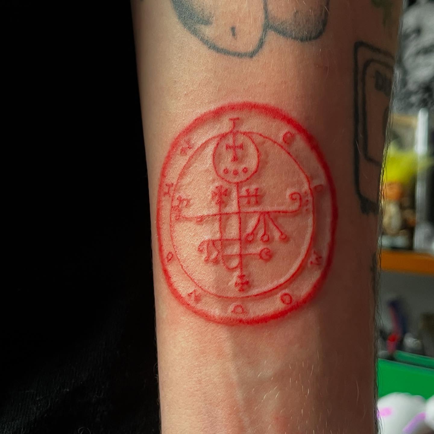 Tattoo by @tattoomortis — geometric