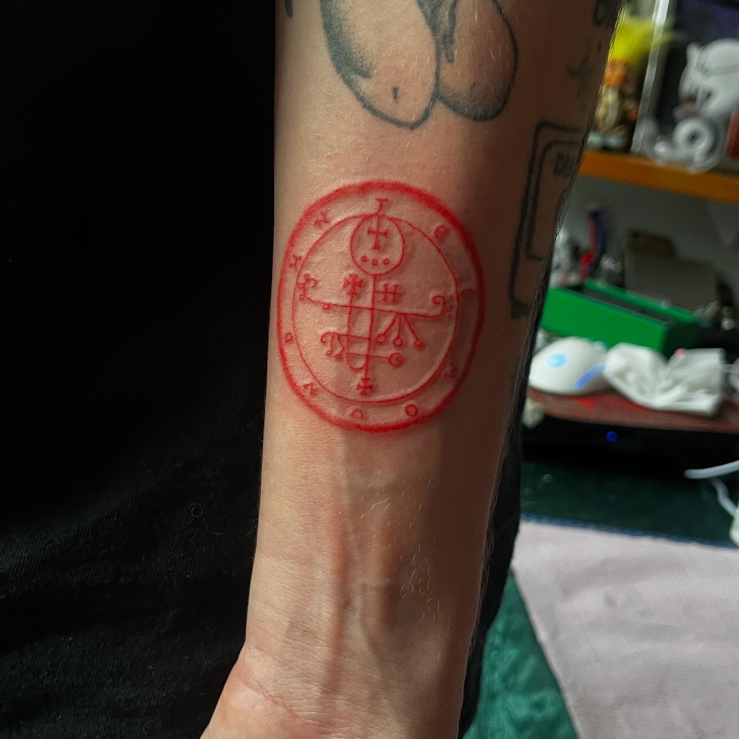 Tattoo by @tattoomortis — geometric