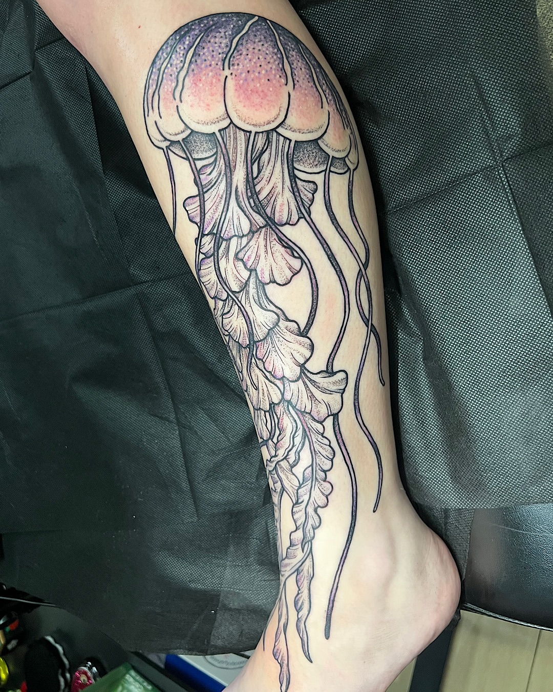 Tattoo by @shannonkeeleyy — dotwork