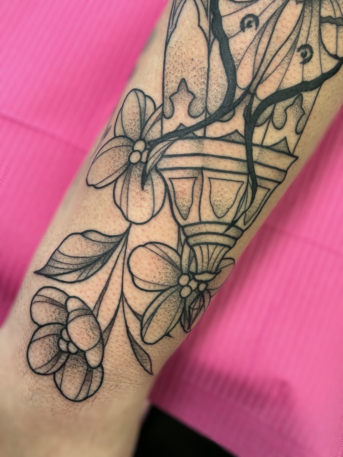 Lamp and flowers black and grey tattoo on the forearm by ✿ sadie winter ✿