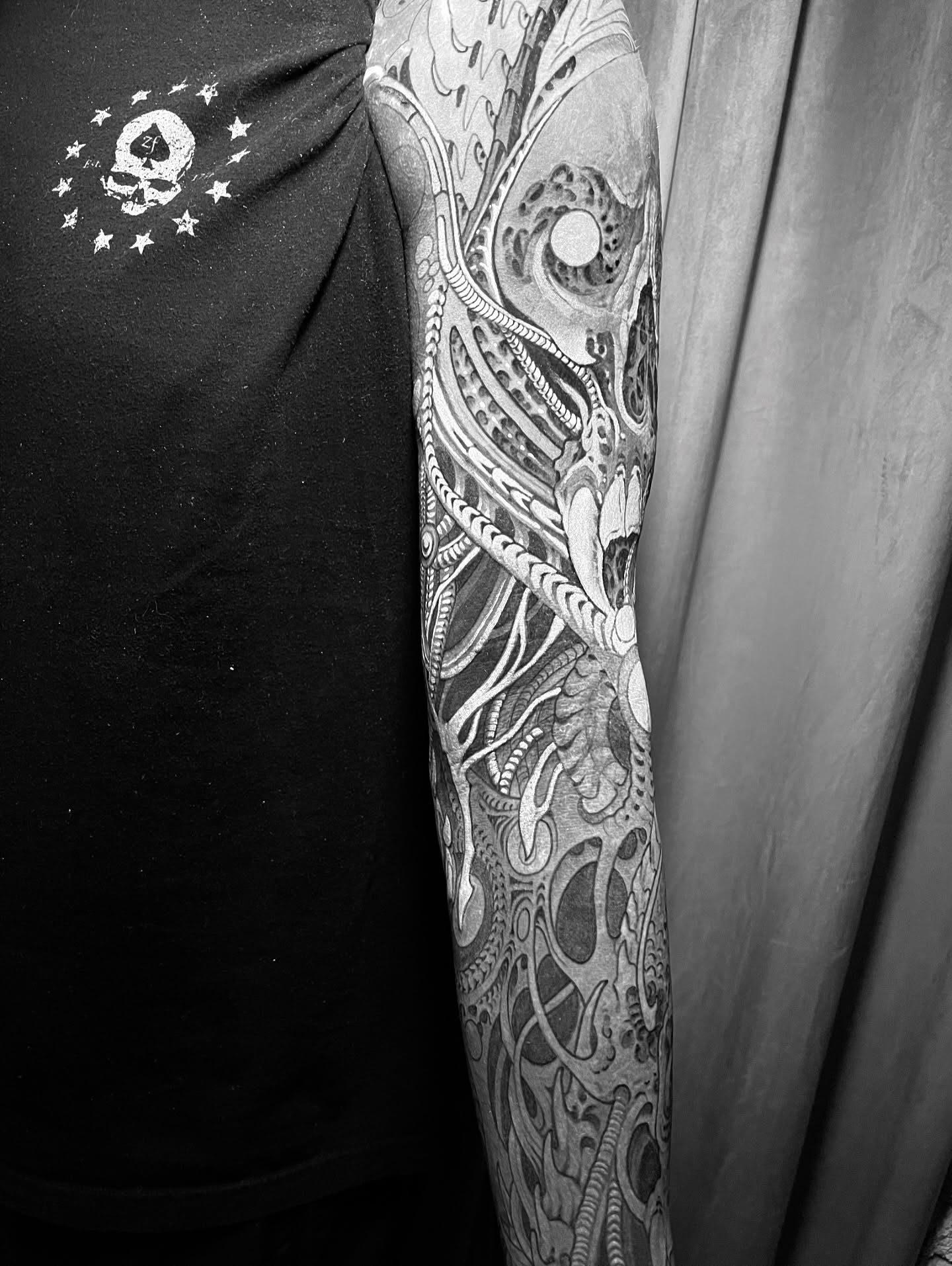 Tattoo by @aaronriddletattoos — black_and_grey, geometric
