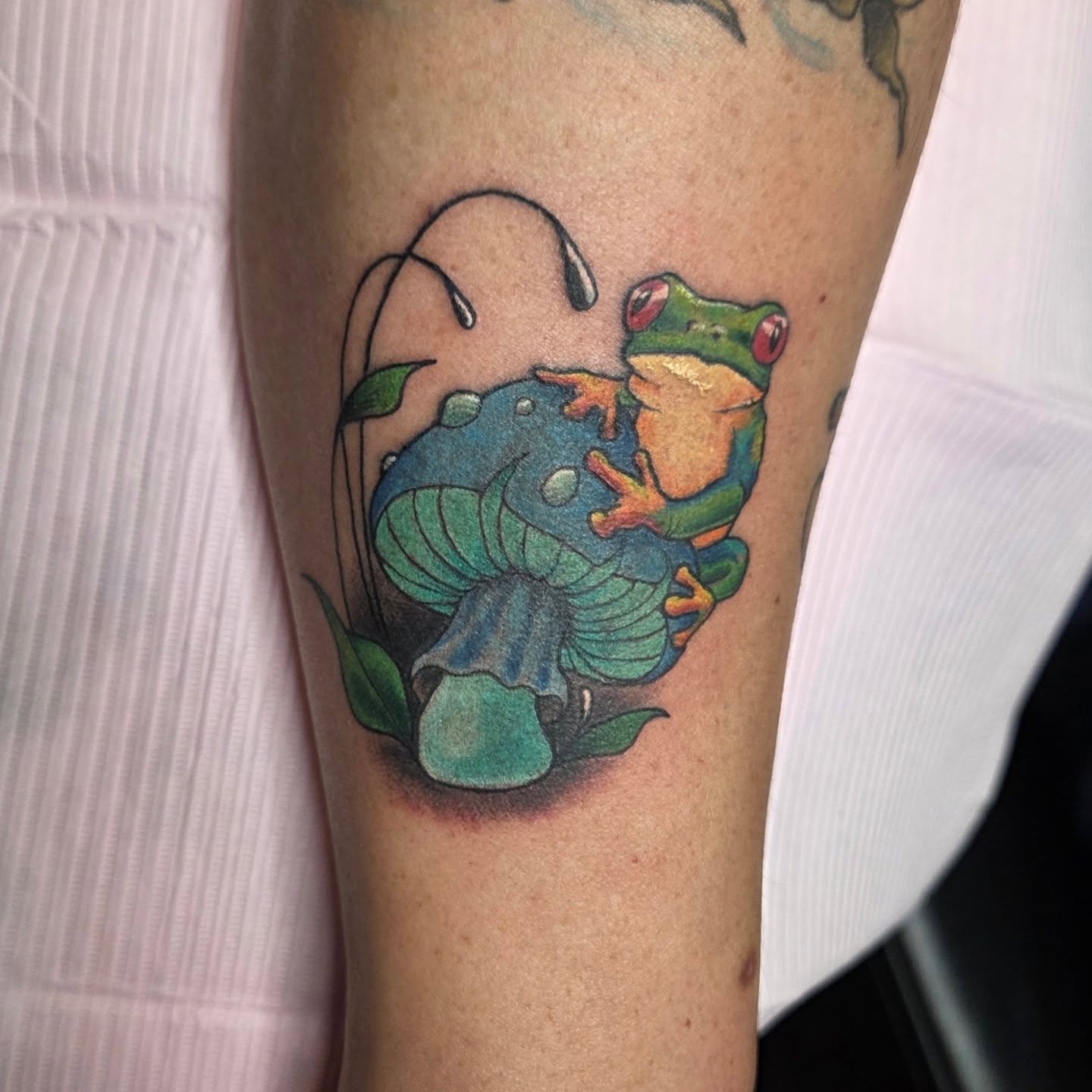 Tattoo by @you_aint_seen_muffins_yet — realism