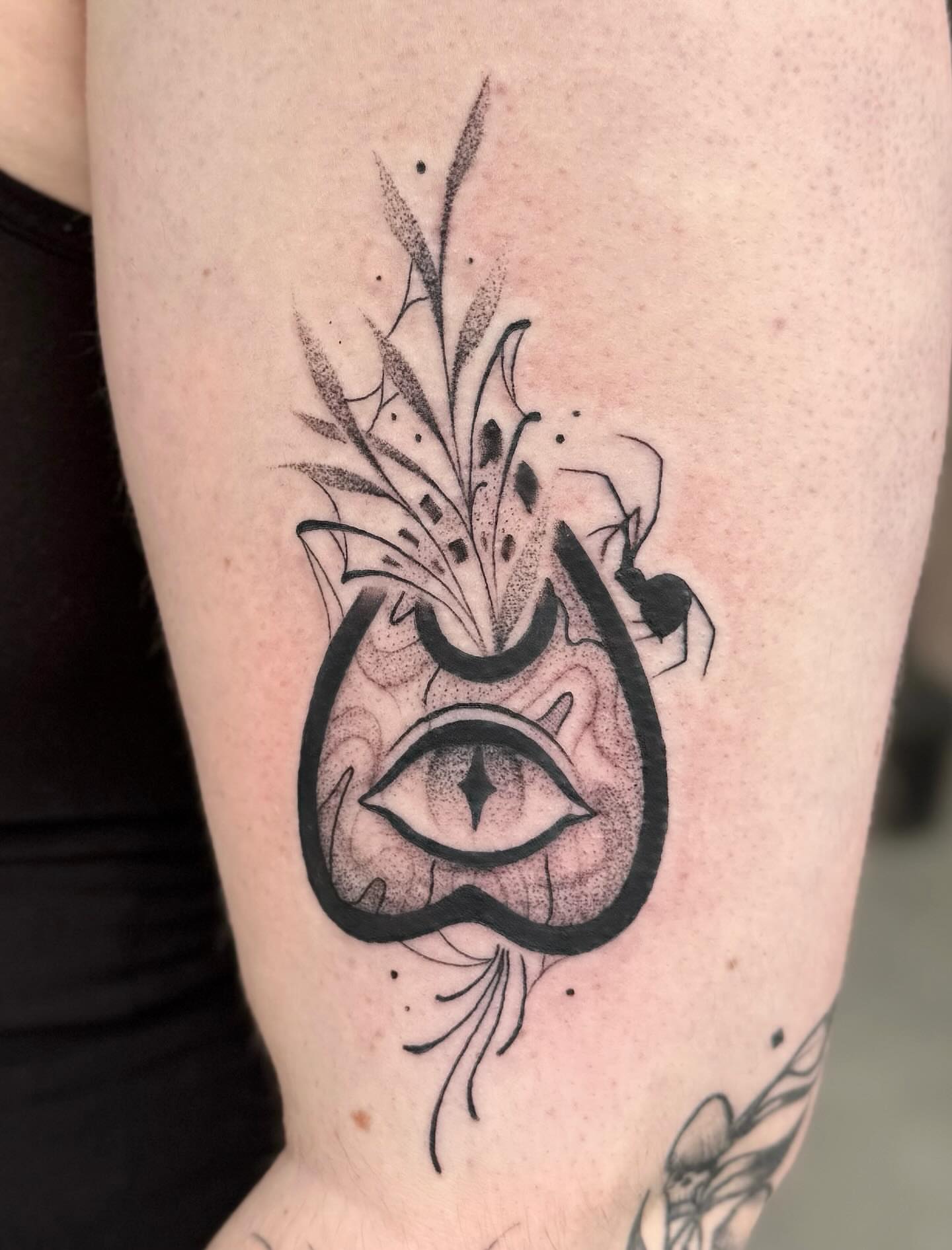 Tattoo by @bodyartbyali — dotwork, geometric
