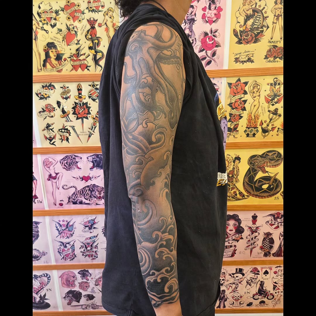 Tattoo by @katconiglioart — japanese_irezumi, black_and_grey
