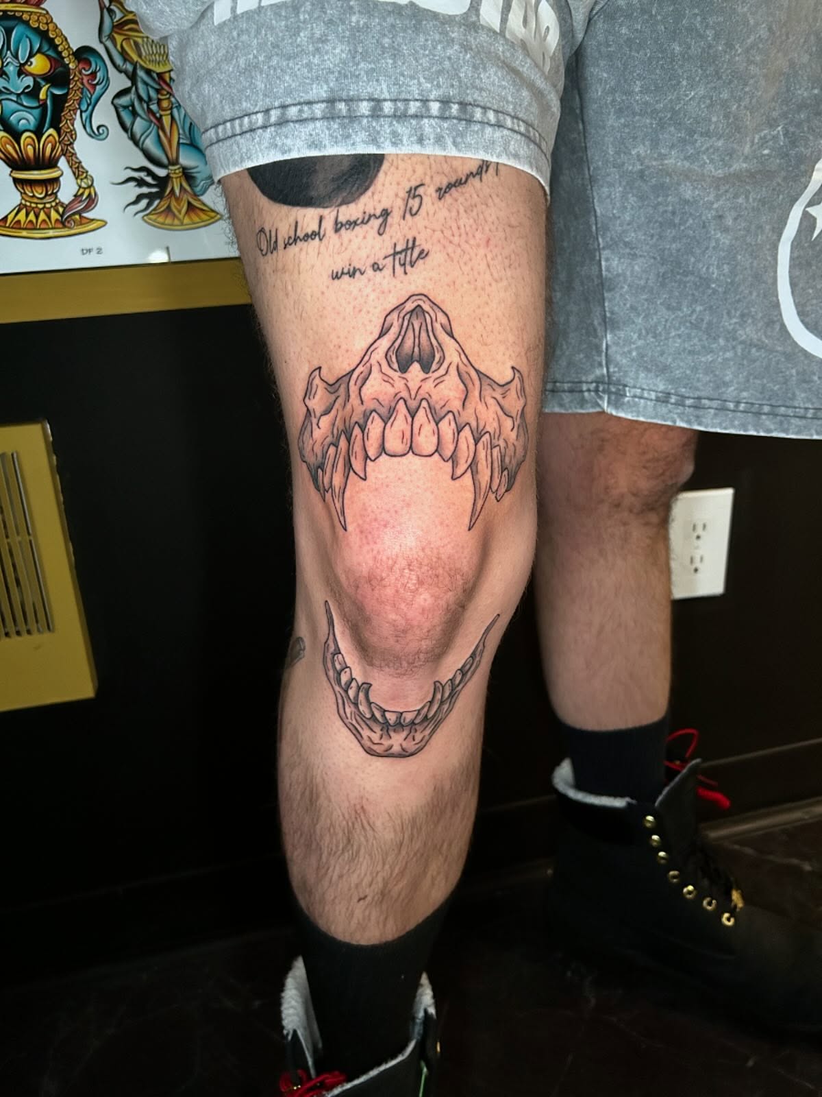 Skull black and grey tattoo on the leg by 🕸🖤Kass🖤🕸