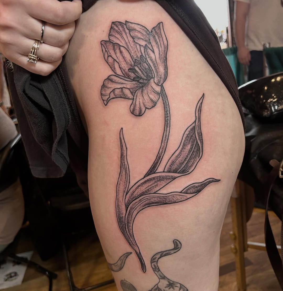 Tattoo by @inkslingingtattoo โ fine_line, black_and_grey