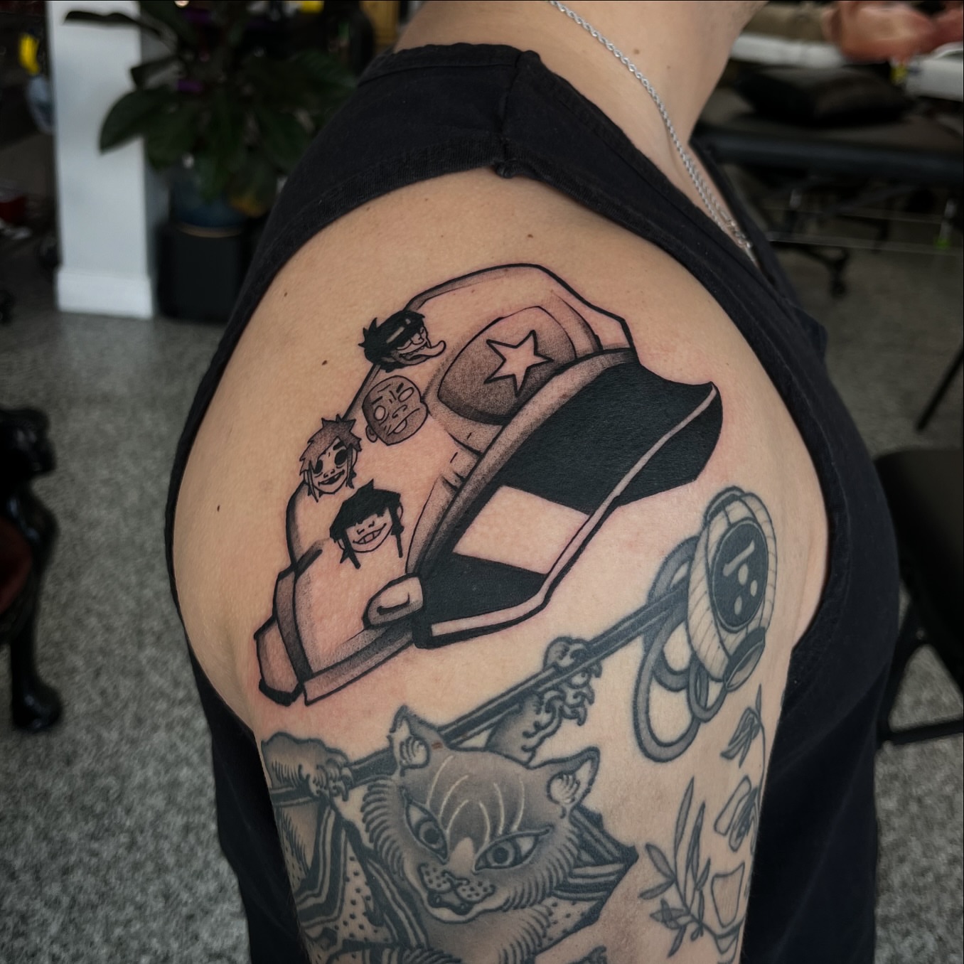 Tattoo by @emmahelmeczy_ โ black_and_grey