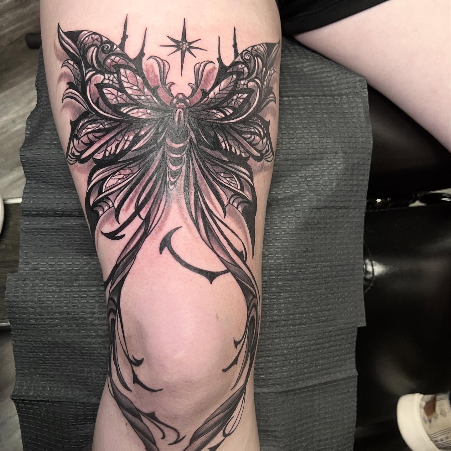Tattoo by @ldgoodtattoo — black_and_grey, ornamental