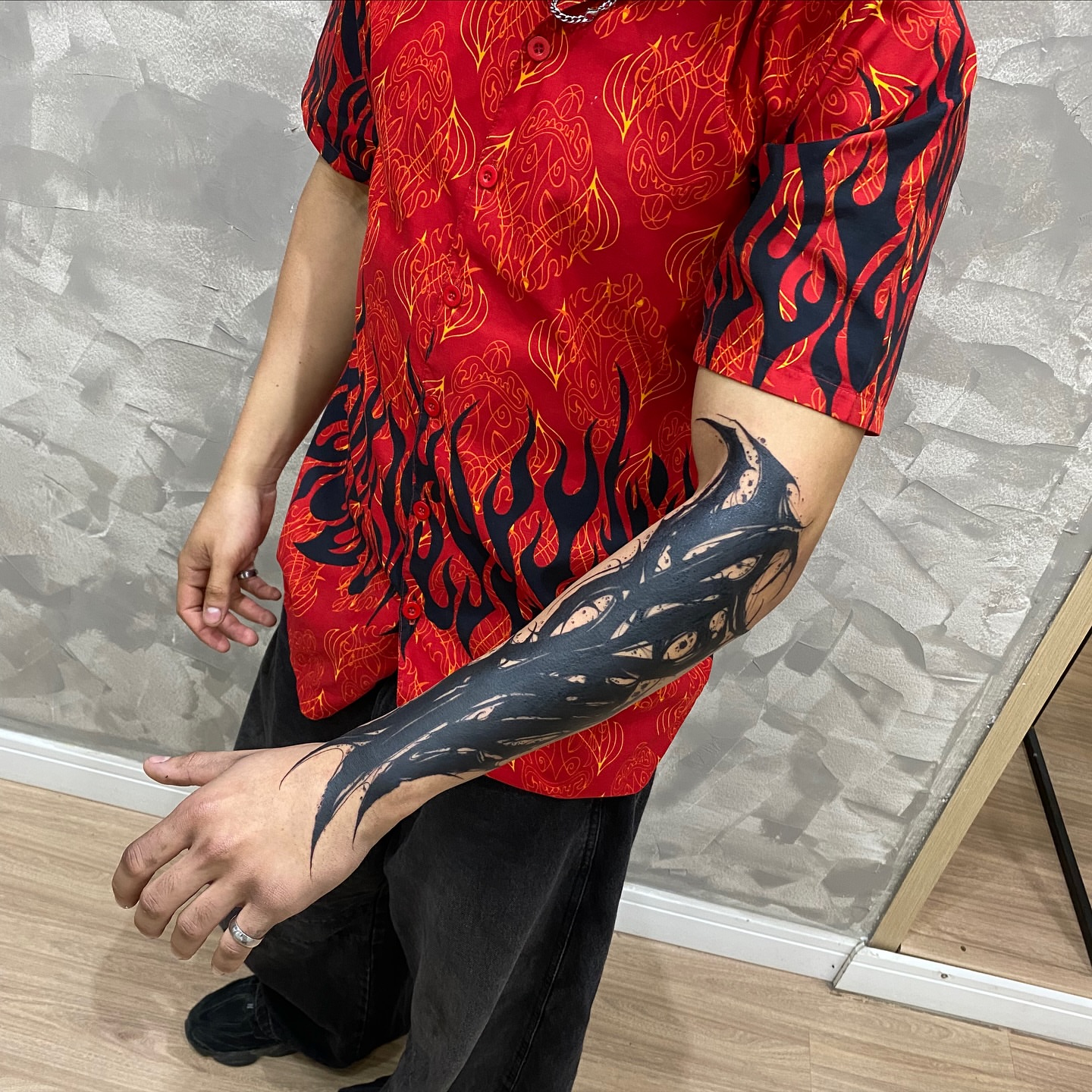 Tattoo by @_vants__ — black_and_grey