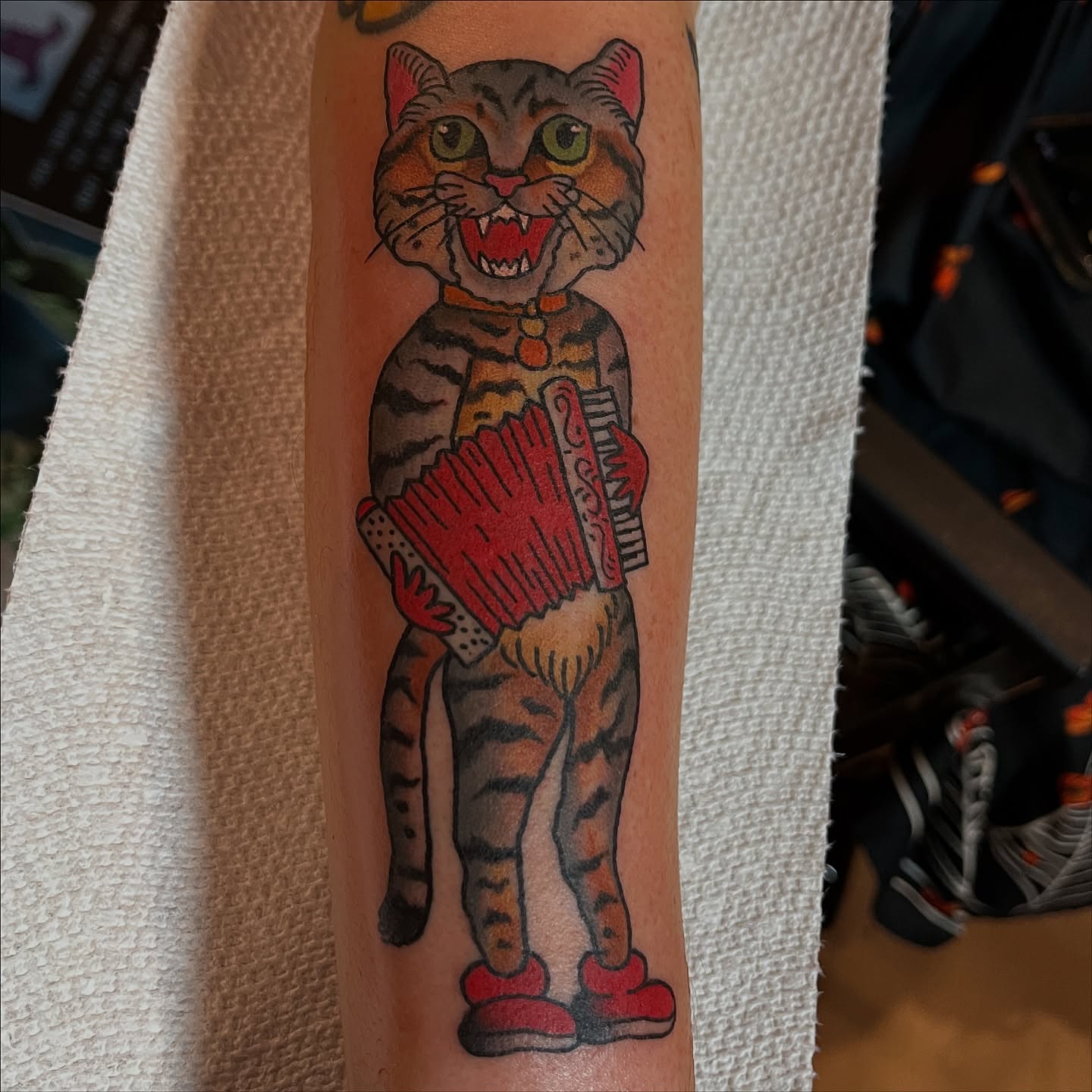 Tattoo by @atomlenhart — american_traditional