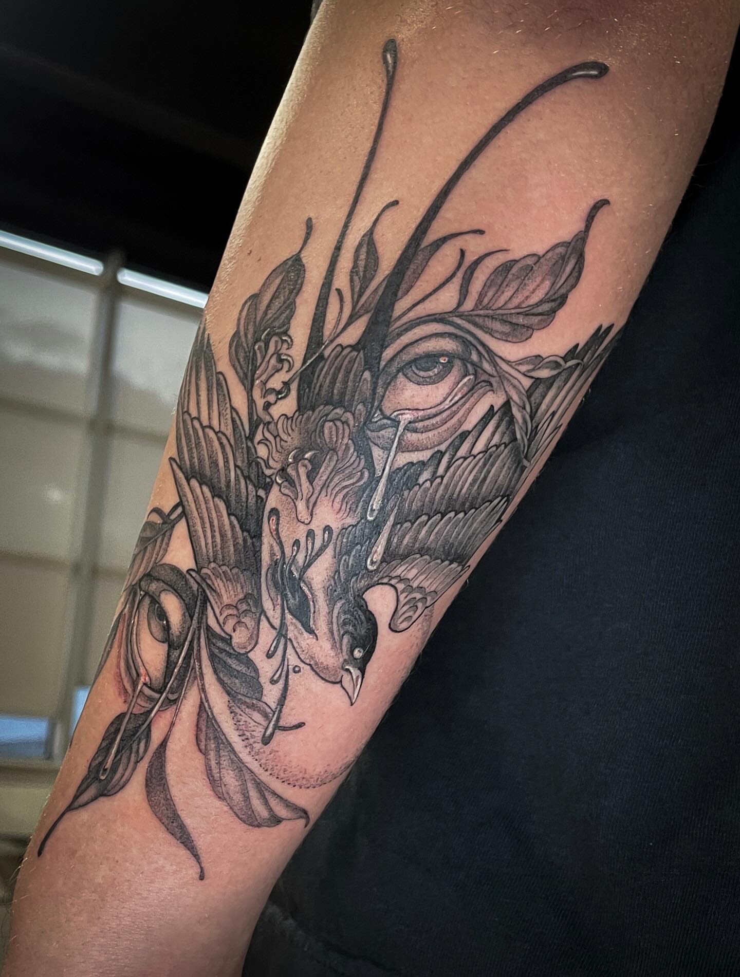 Bird and eye realism tattoo on the forearm by 𝖂𝖍𝖆𝖙𝕽𝖊𝖎𝖑𝖊𝖞