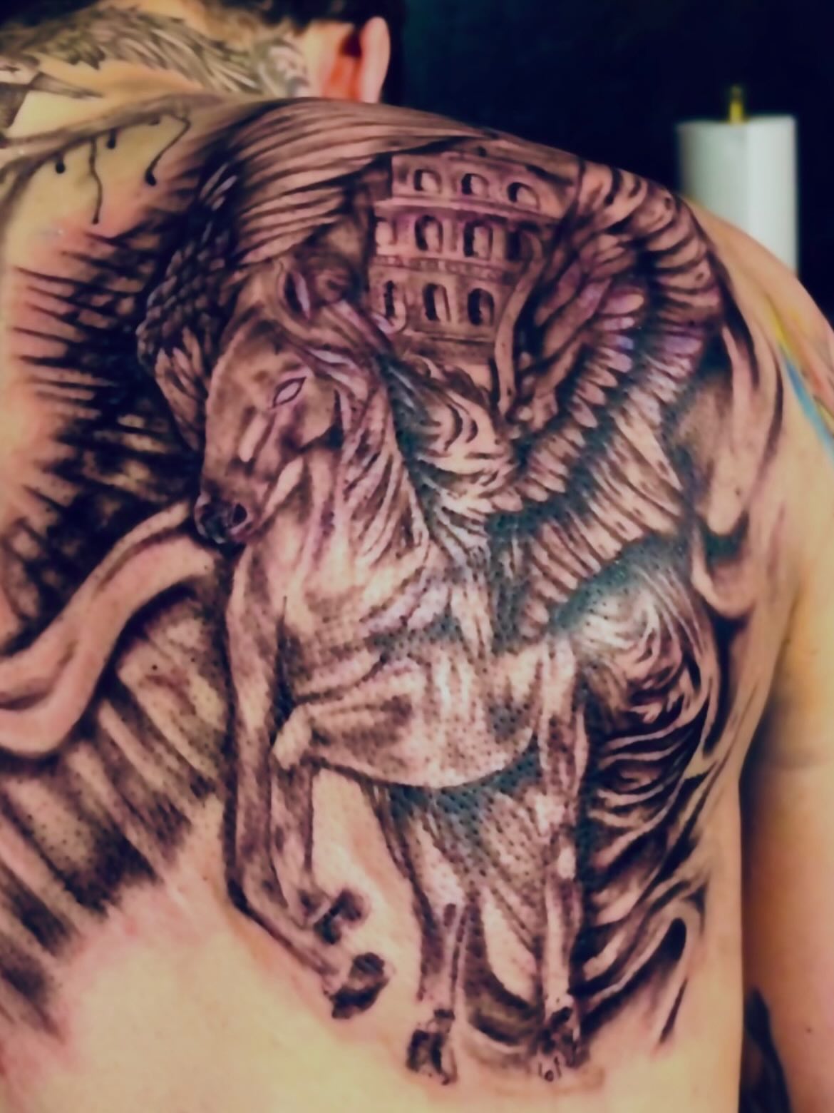 Tattoo by @mami_g_tat2z — dotwork, realism