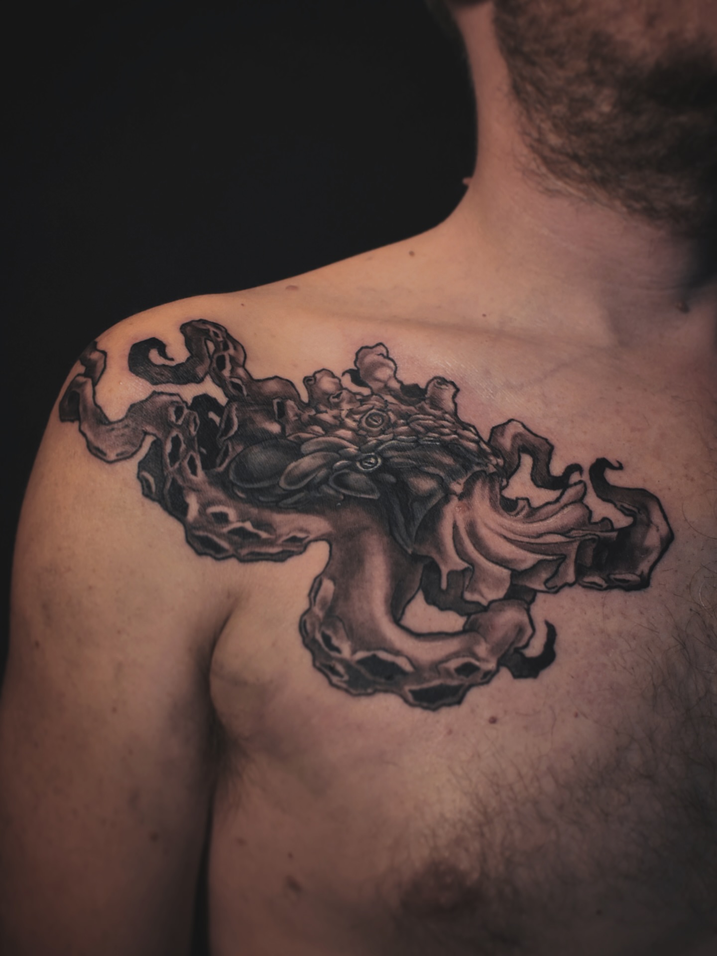 Tattoo by @ink_eating β black_and_grey, realism
