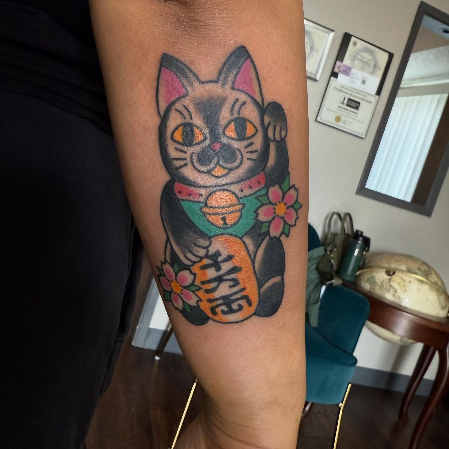 Maneki-neko japanese irezumi tattoo on the forearm by Joe Truck