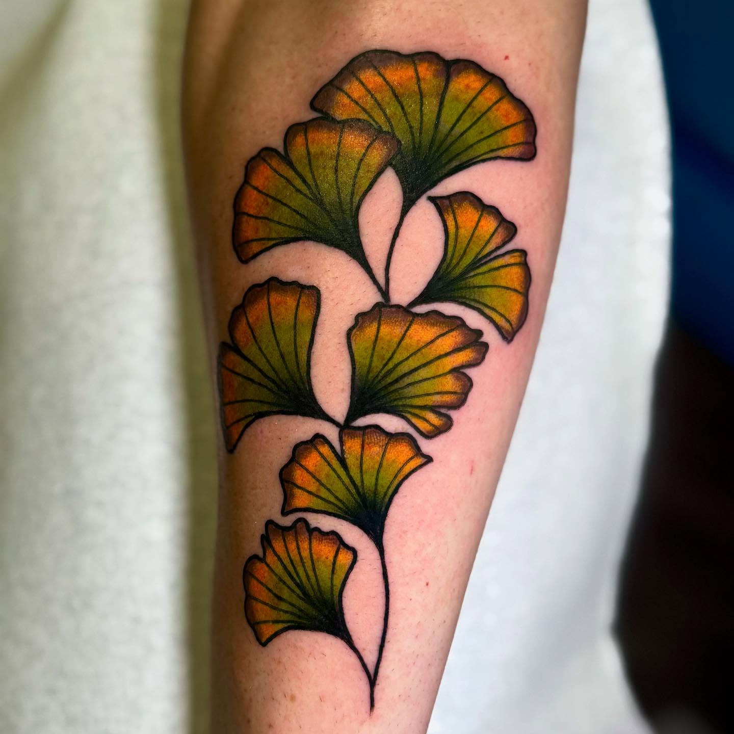 Tattoo by @_miss_elenaeous_ — american_traditional