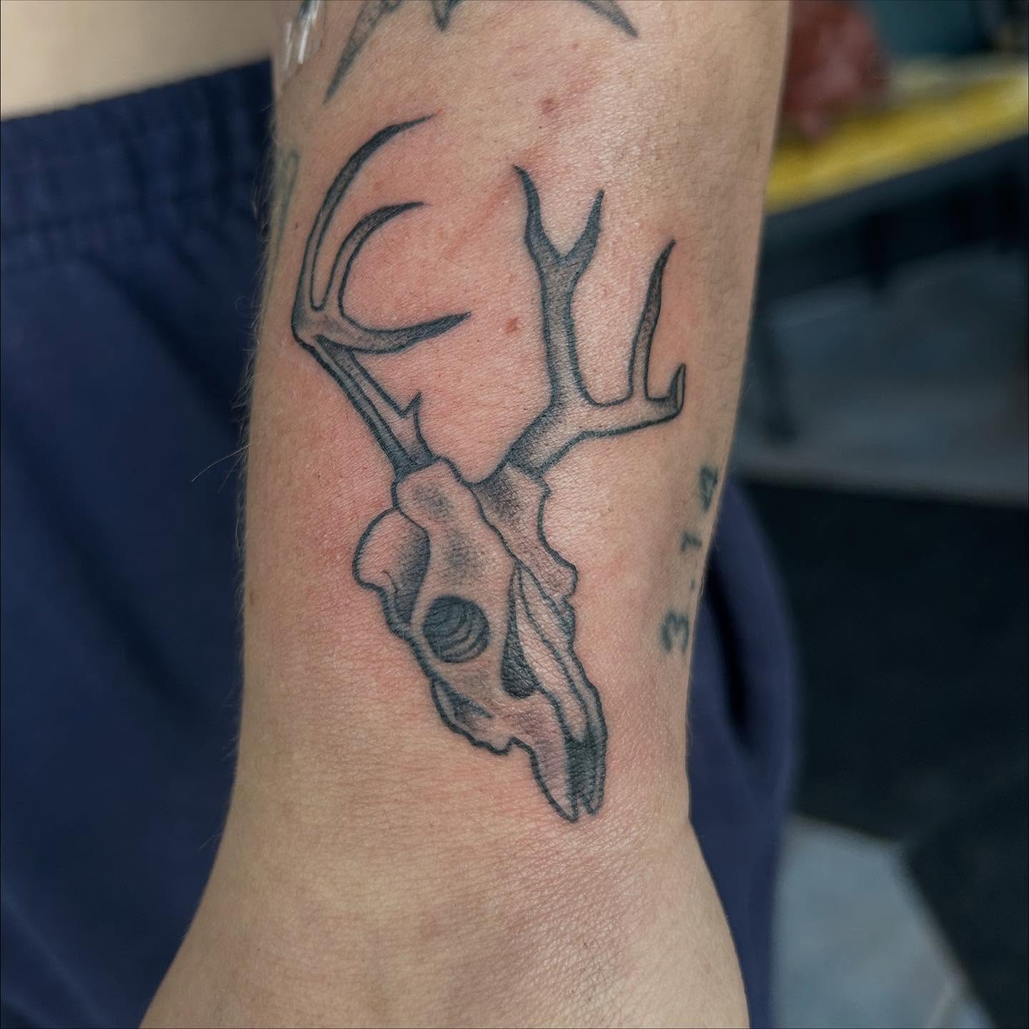 Tattoo by @kerostene — black_and_grey