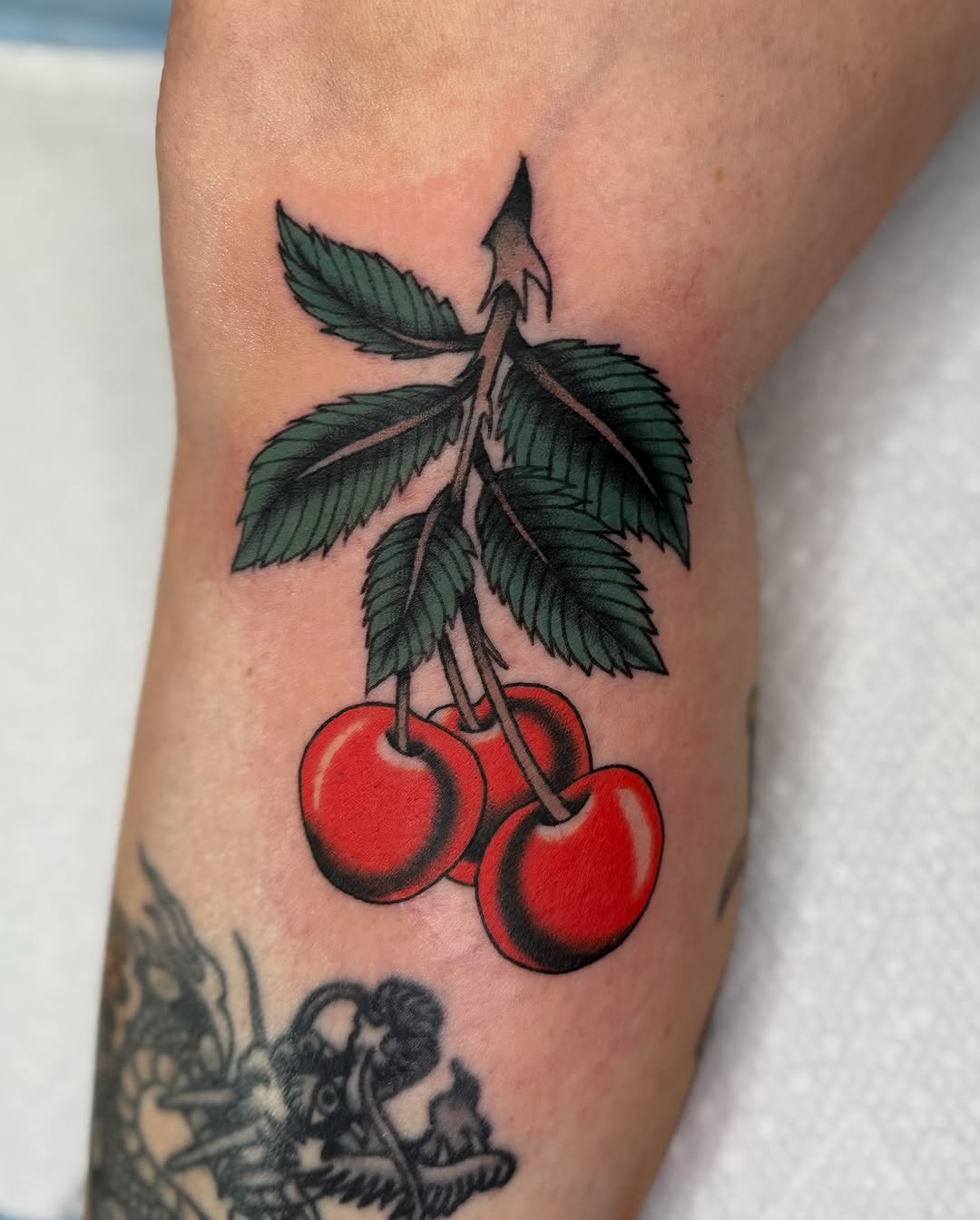 Tattoo by @alliebarringertattoo — american_traditional