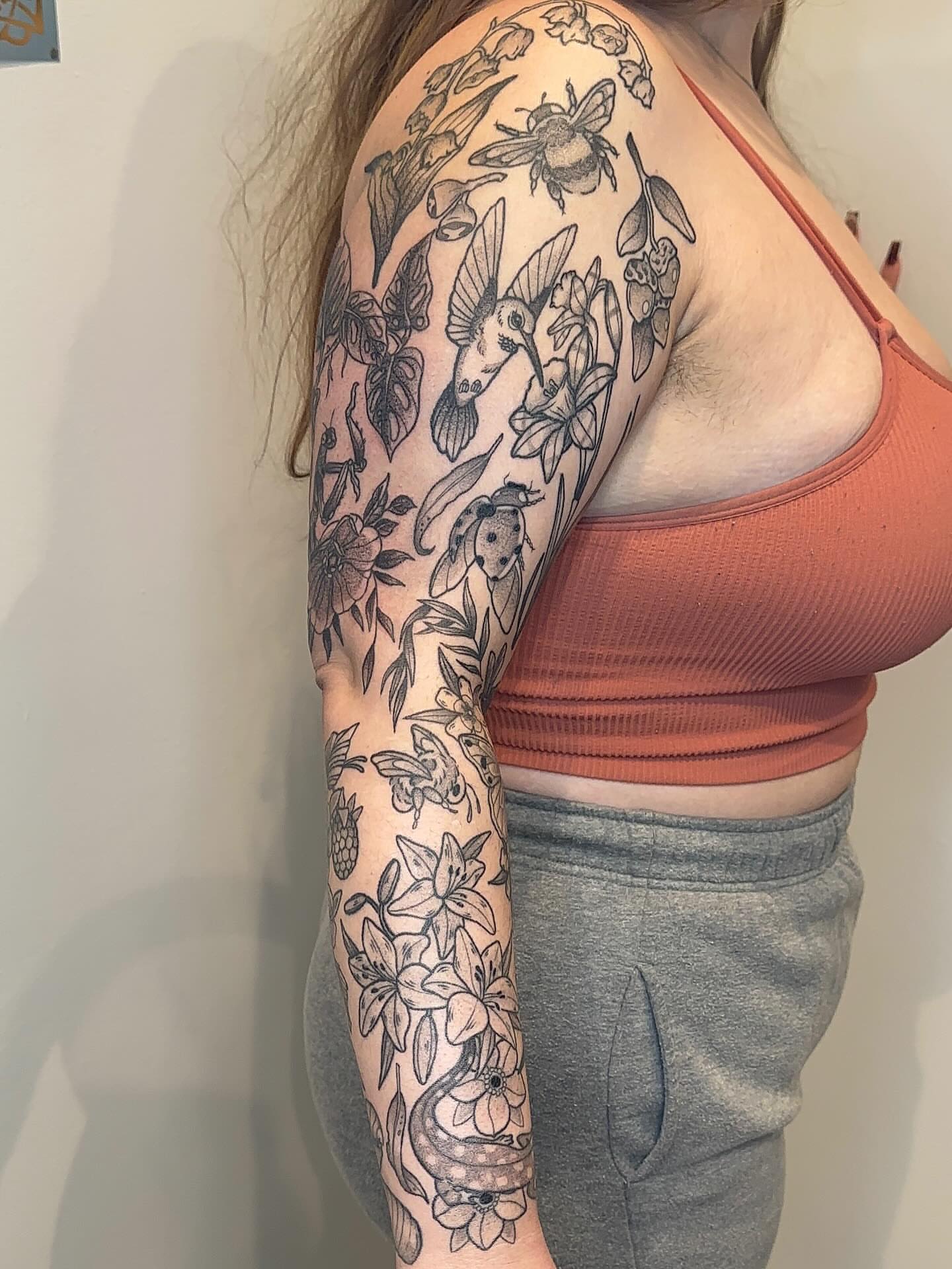 Tattoo by @savannahleetattoos — black_and_grey