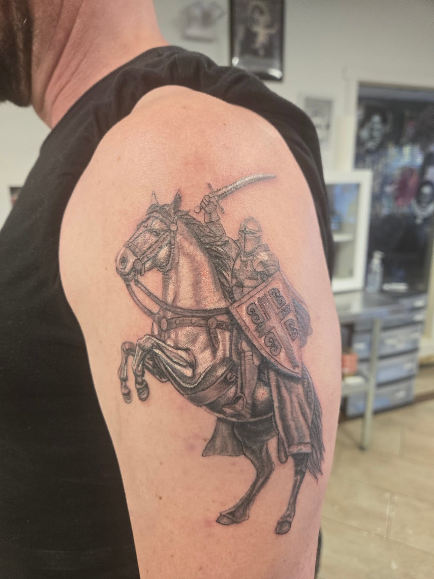 Knight on horseback realism tattoo on the shoulder by Jose G. Rubio Tattoo Artist πΊπ²ππ¨π¦