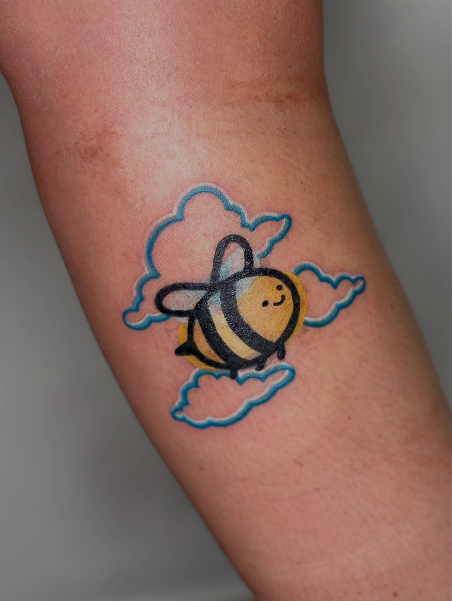 Bee new school tattoo on the forearm by Sophie ✨ Nashville Tattoo Artist ✨