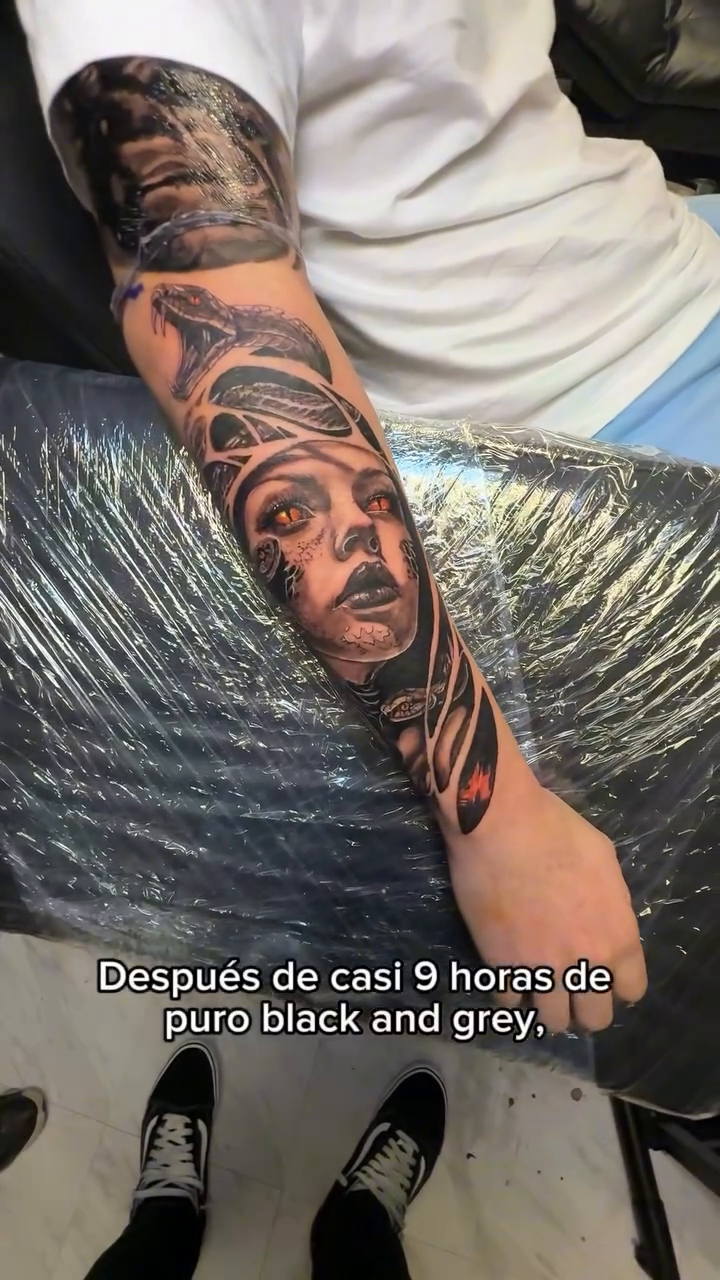 Tattoo by @erasmovasqueztattoo — black_and_grey, realism