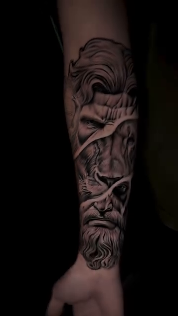 Lion and Greek bust realism tattoo by Tiago Britto