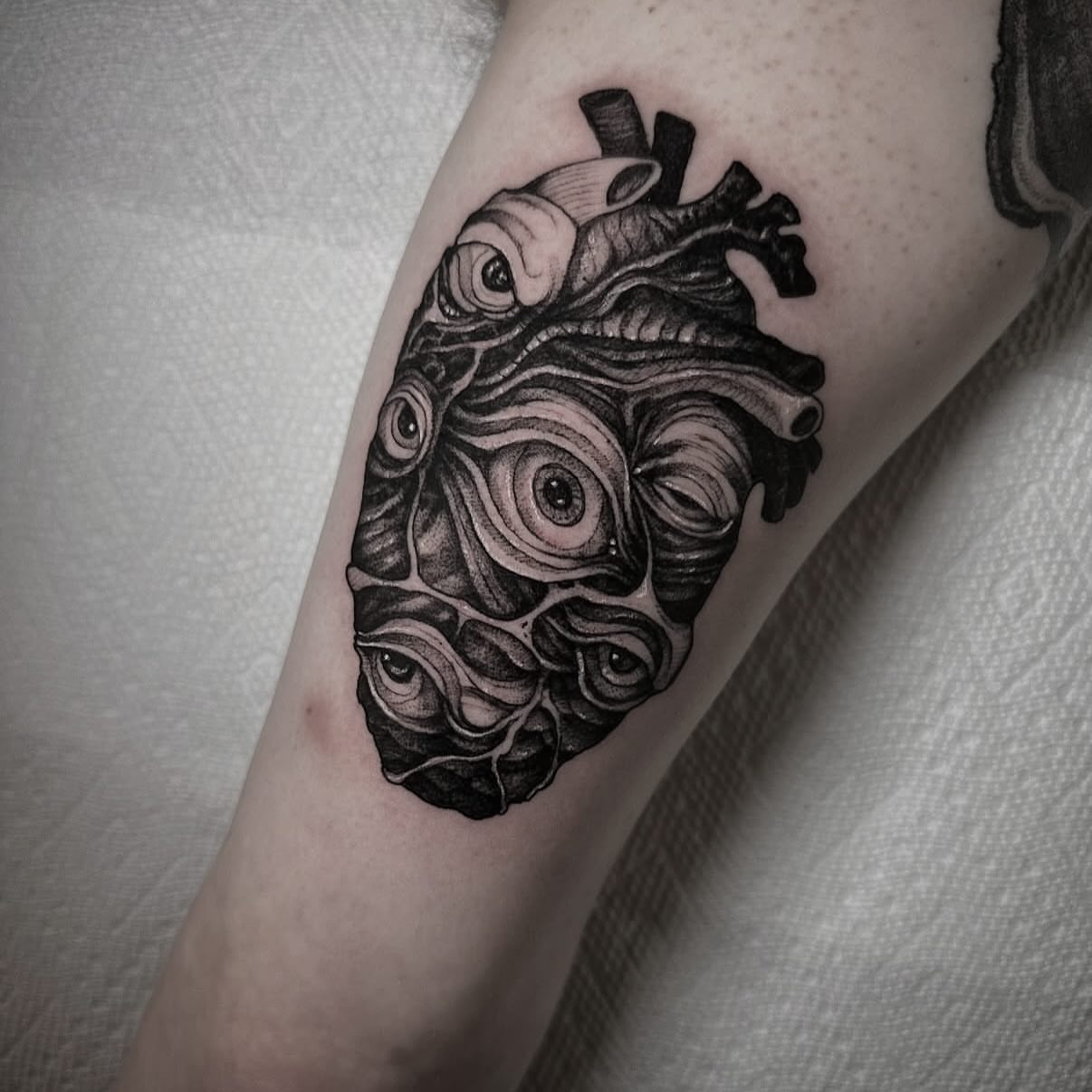 Tattoo by @pablomoreiratattoo — dotwork, black_and_grey