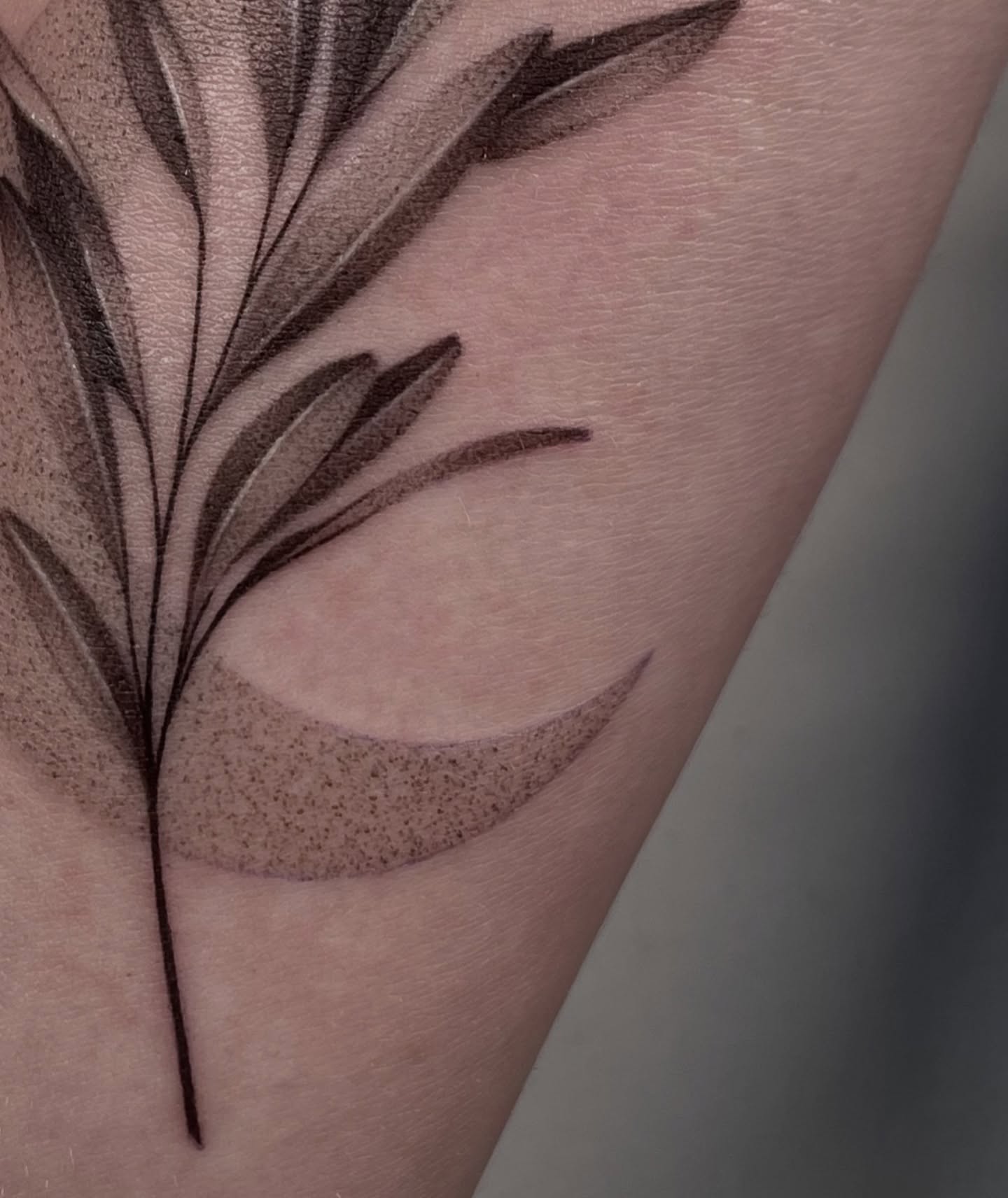 Tattoo by @dnatattoos_ — black_and_grey