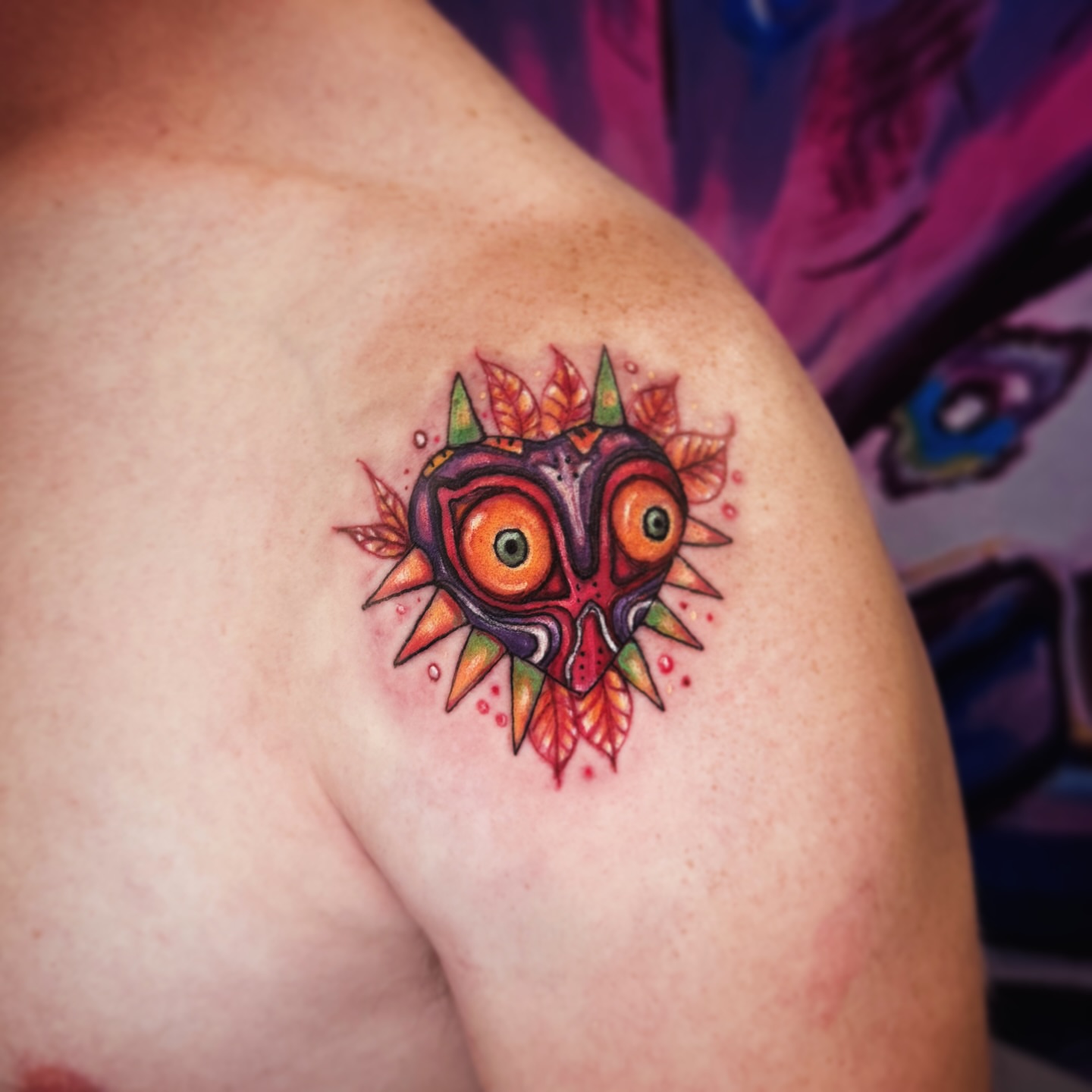 Majora's Mask dotwork tattoo on the shoulder by Shushe ๐จ๐ด