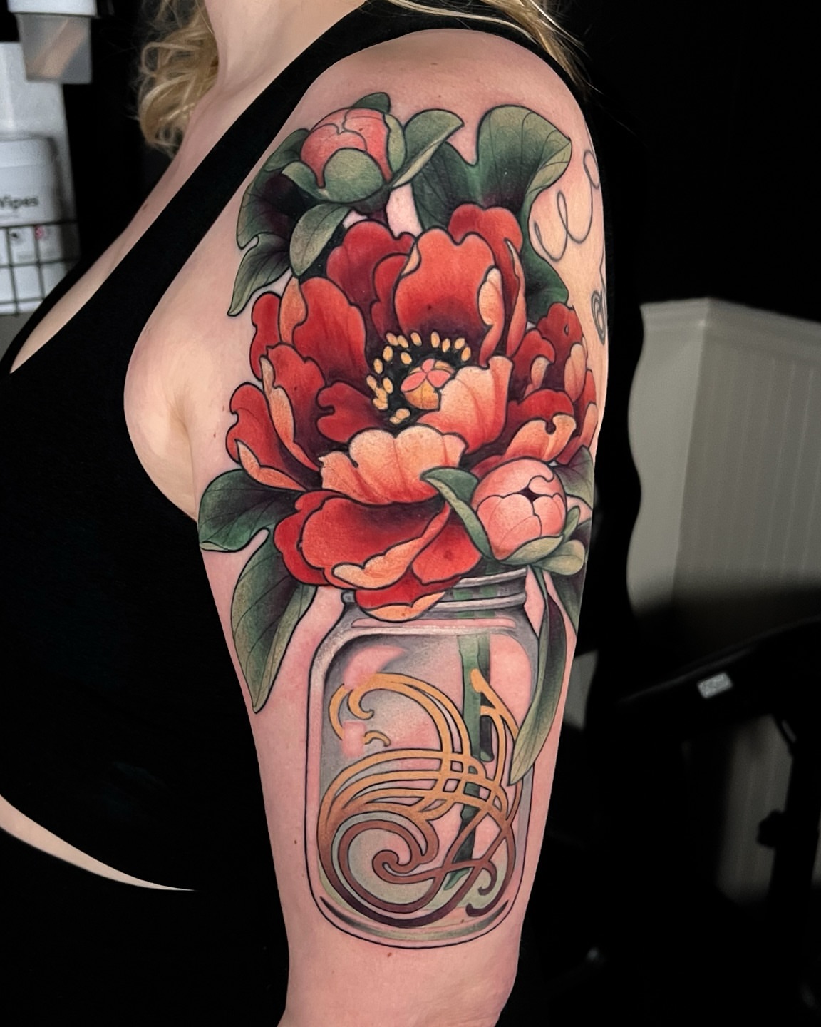 Tattoo by @hannahsteeleart — american_traditional, realism