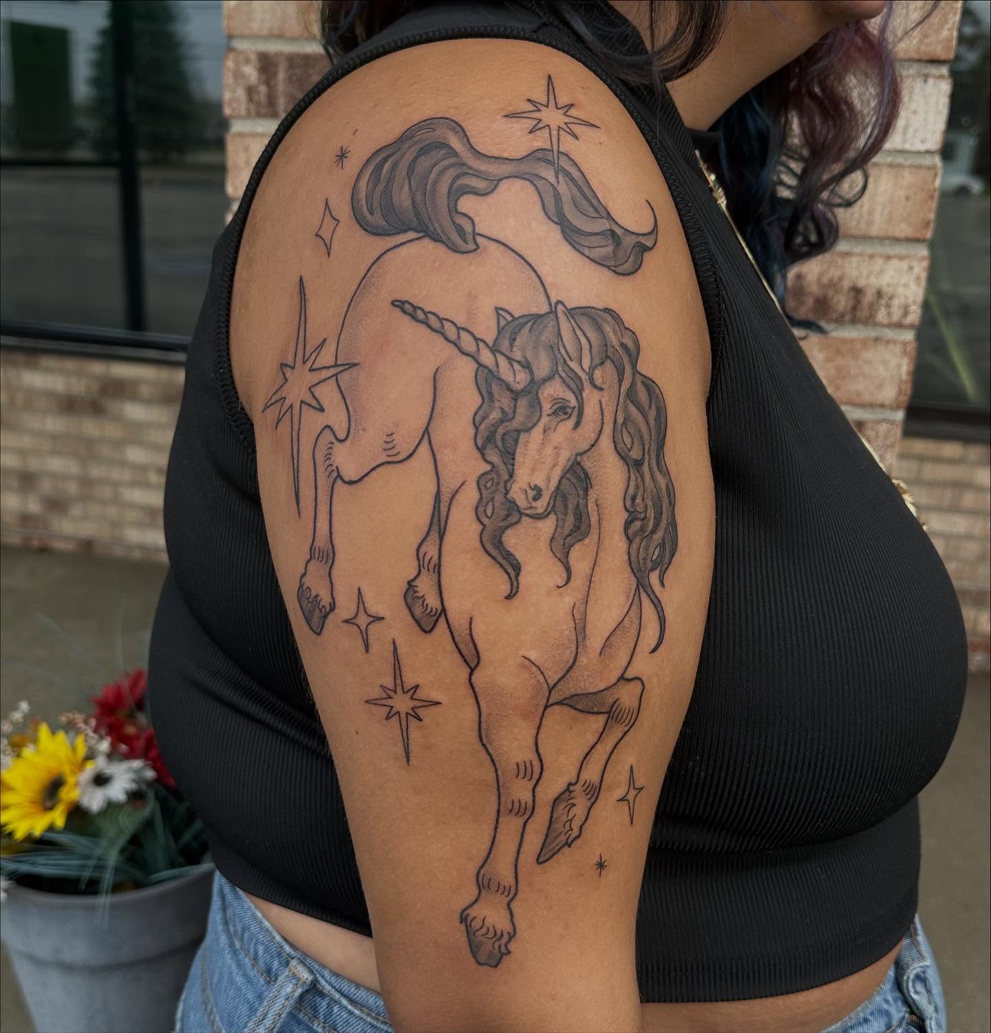 Tattoo by @hunterdoestattoos β black_and_grey