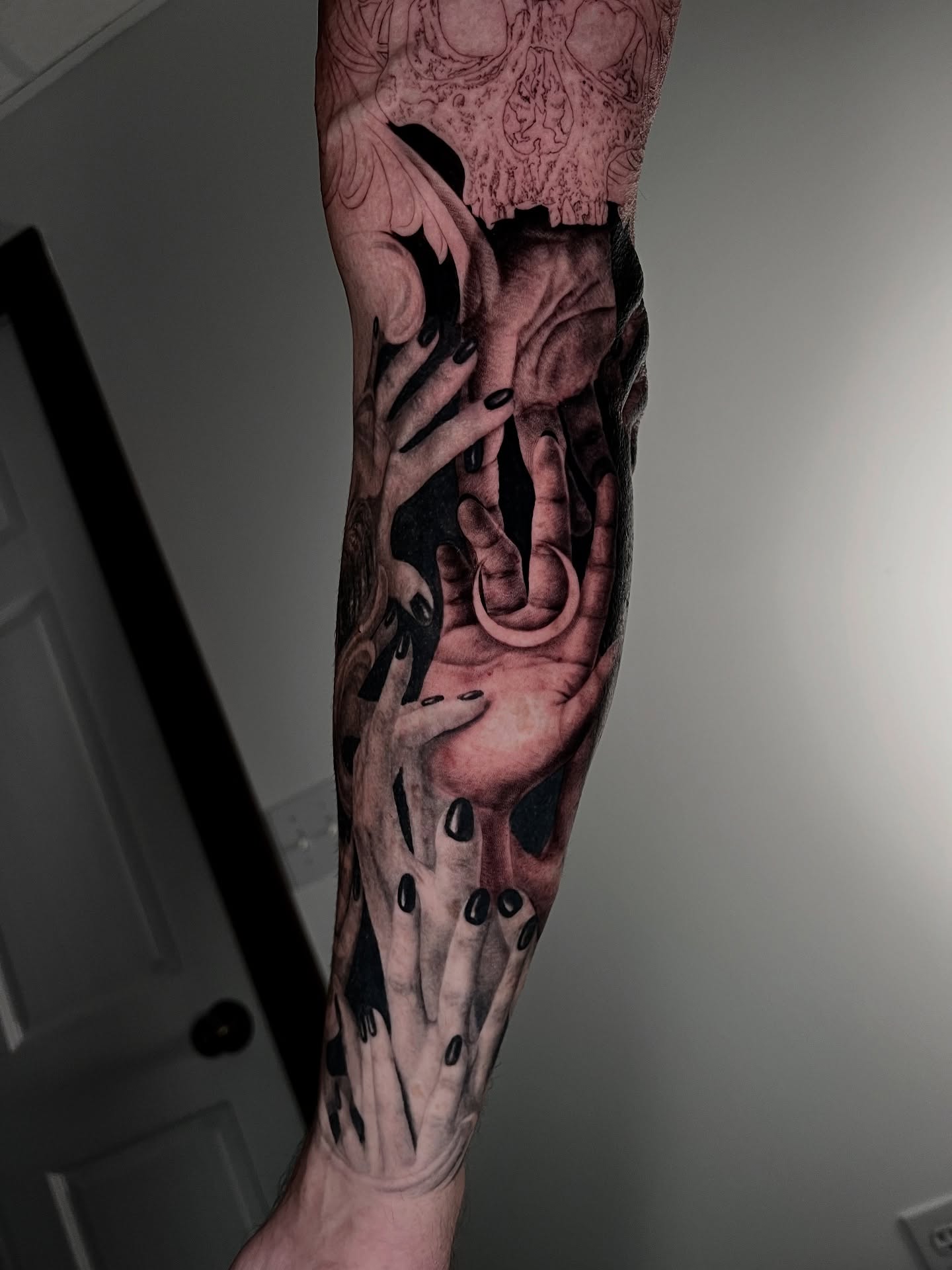 Hand with fingers realism tattoo on the forearm by Kitty