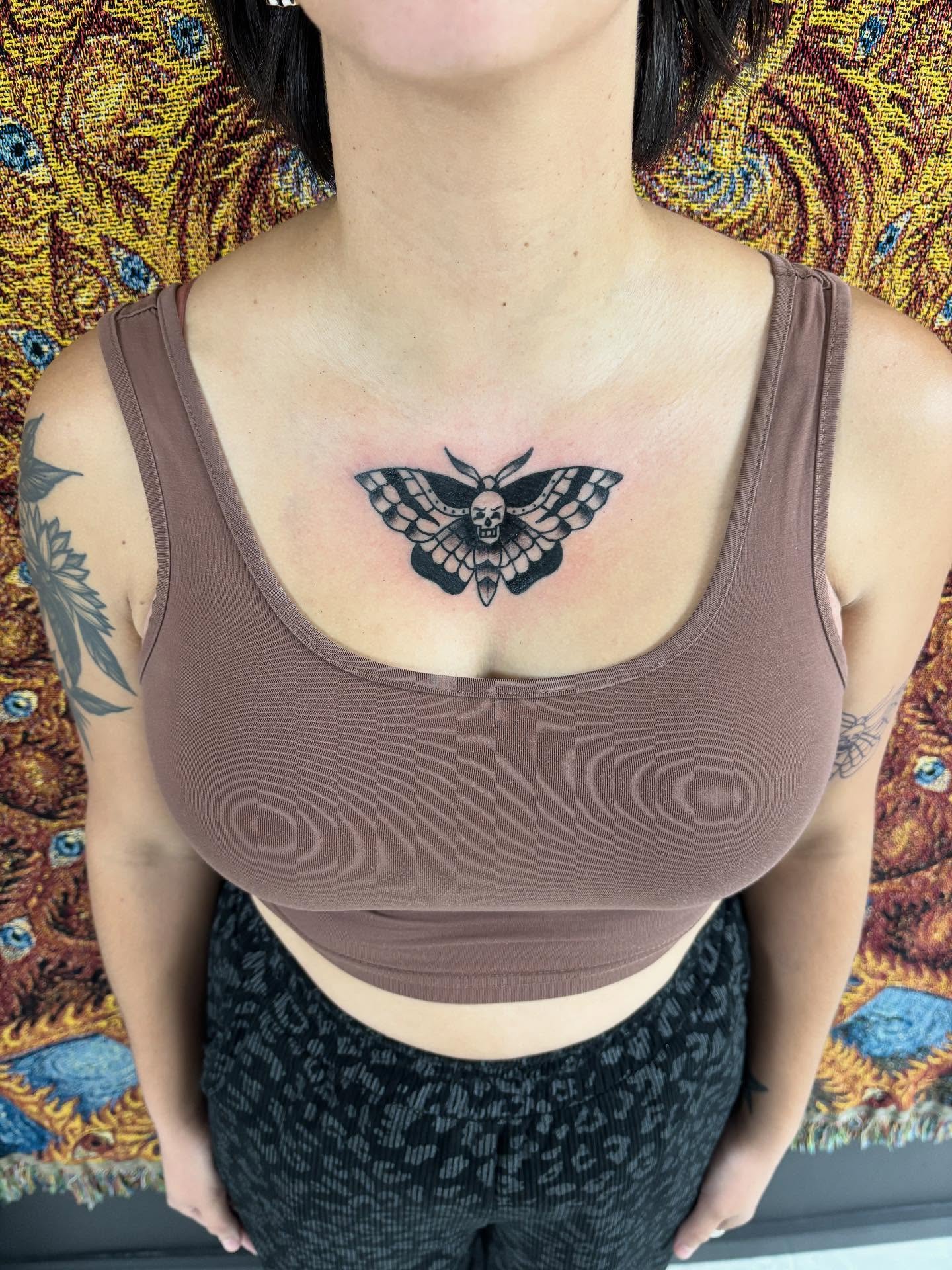Tattoo by @sheeran_2 — black_and_grey