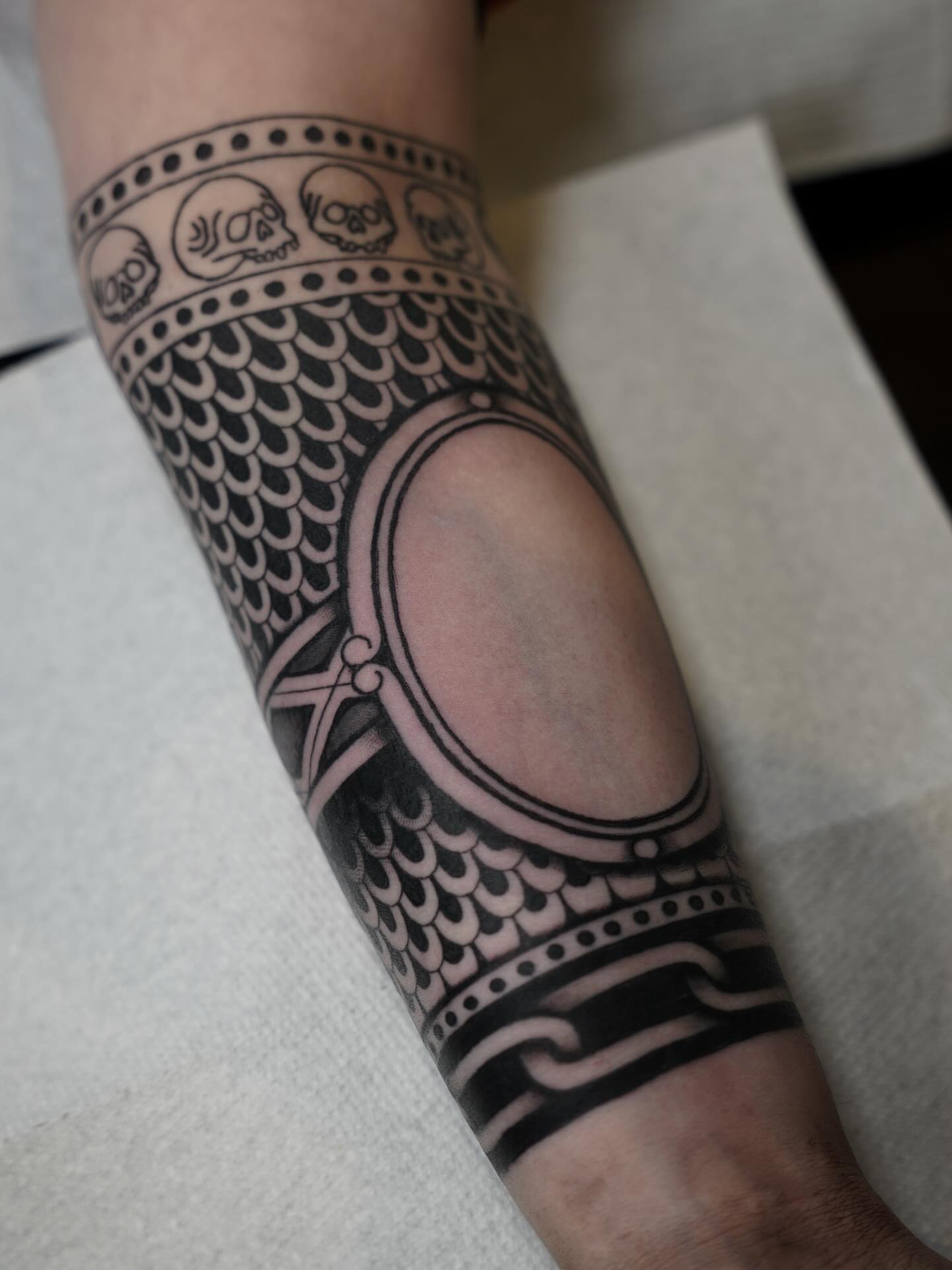 Tattoo by @joana.tattooer — black_and_grey, geometric